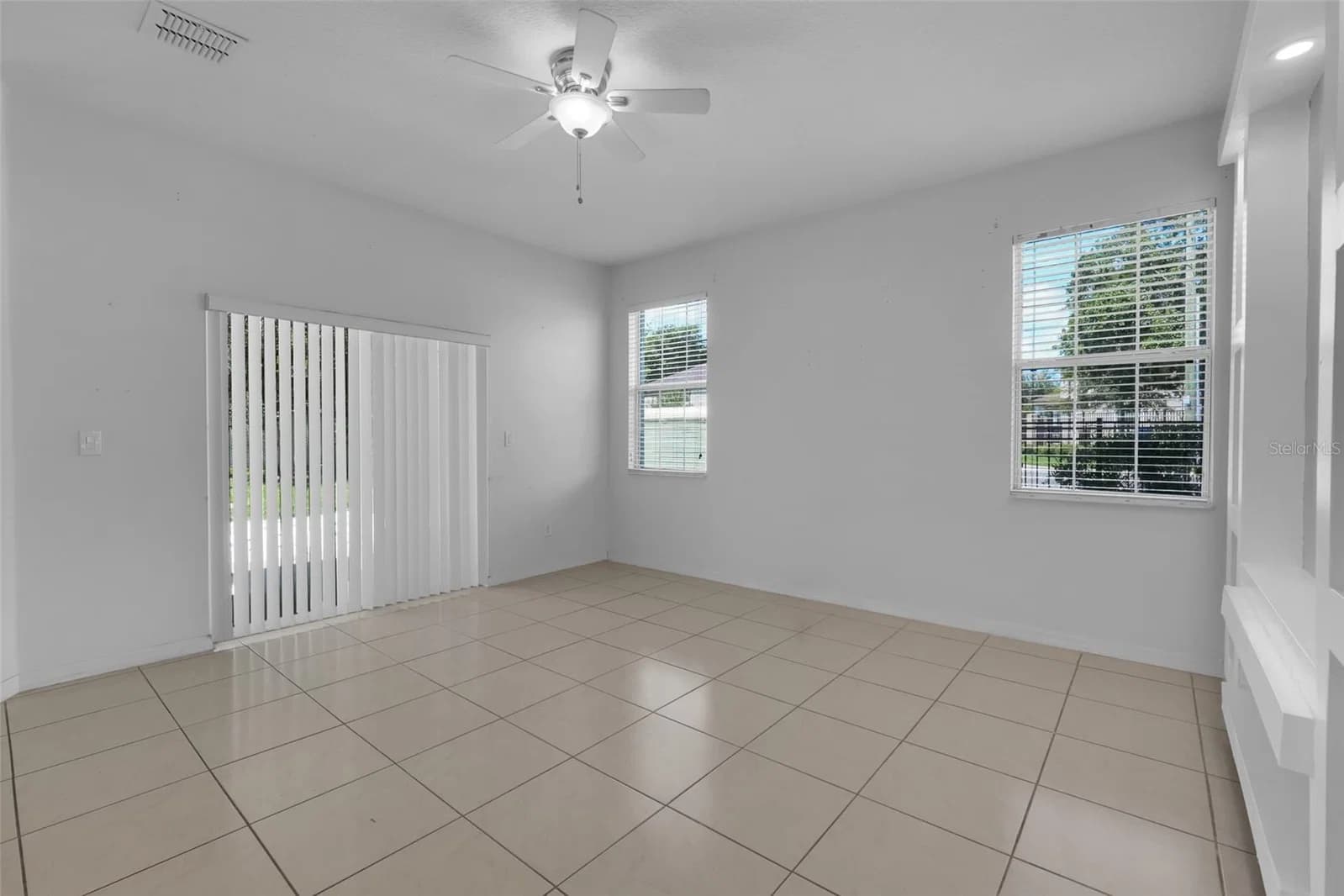 4384 PARADISE COVE 4