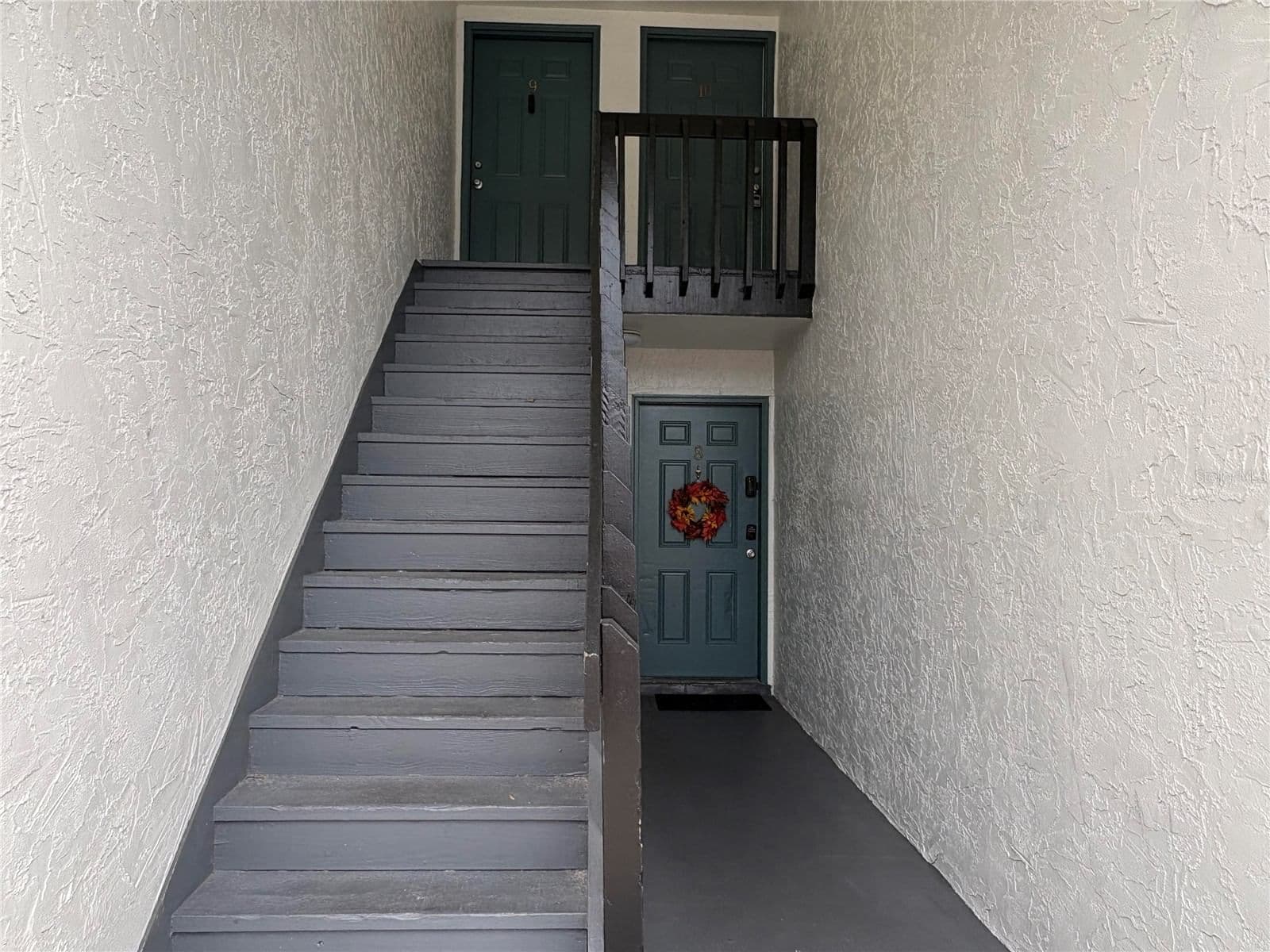 4213 SEMORAN, Orlando, FL 32822 3