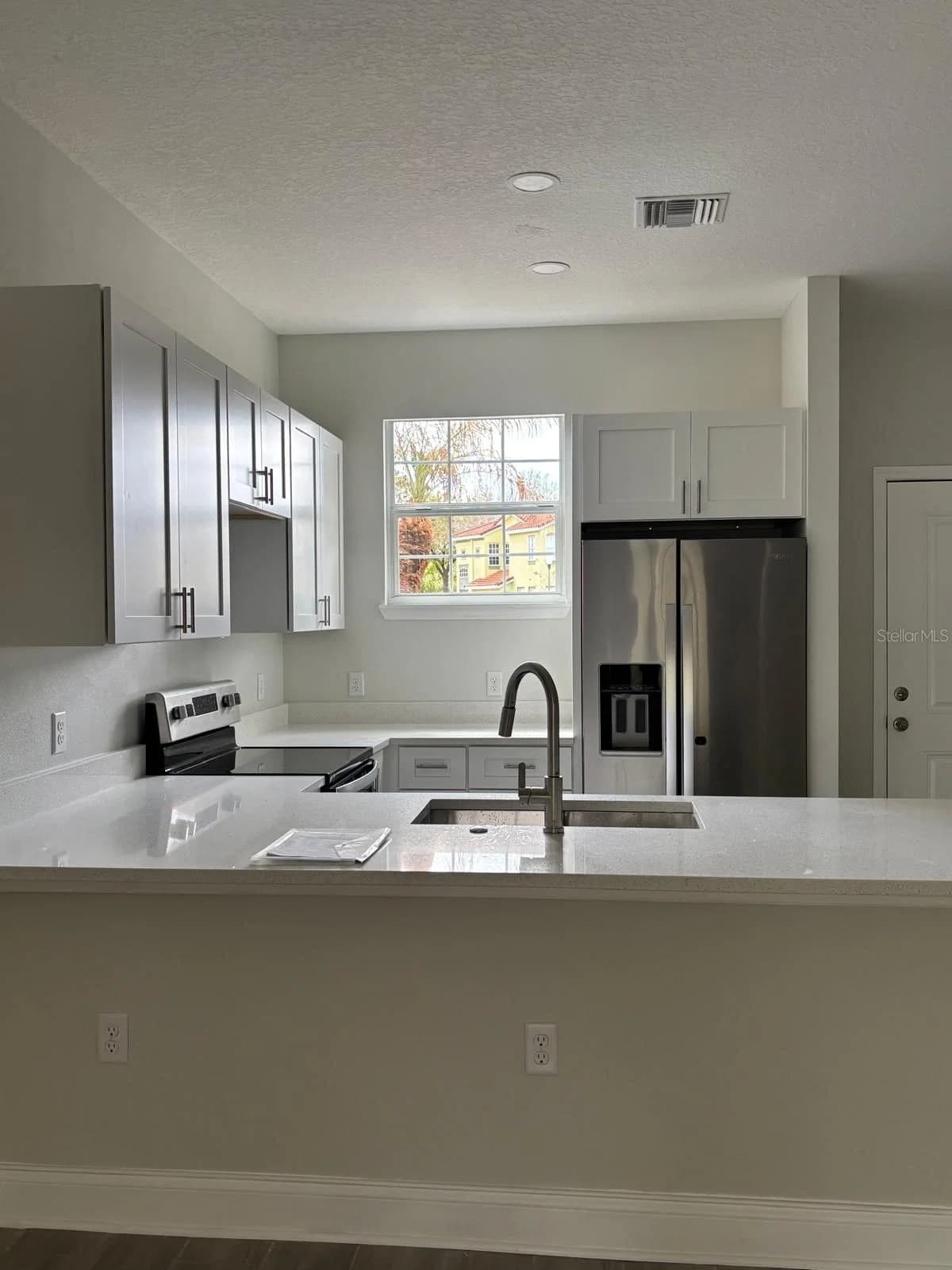 427 MADISON 5