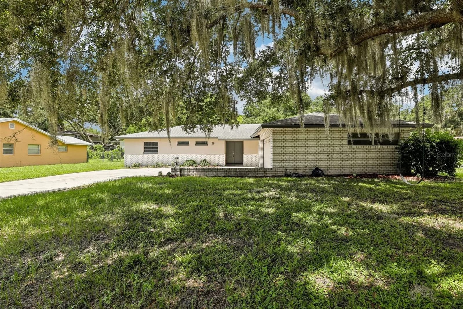 28 LINDA, Kissimmee, FL 34744