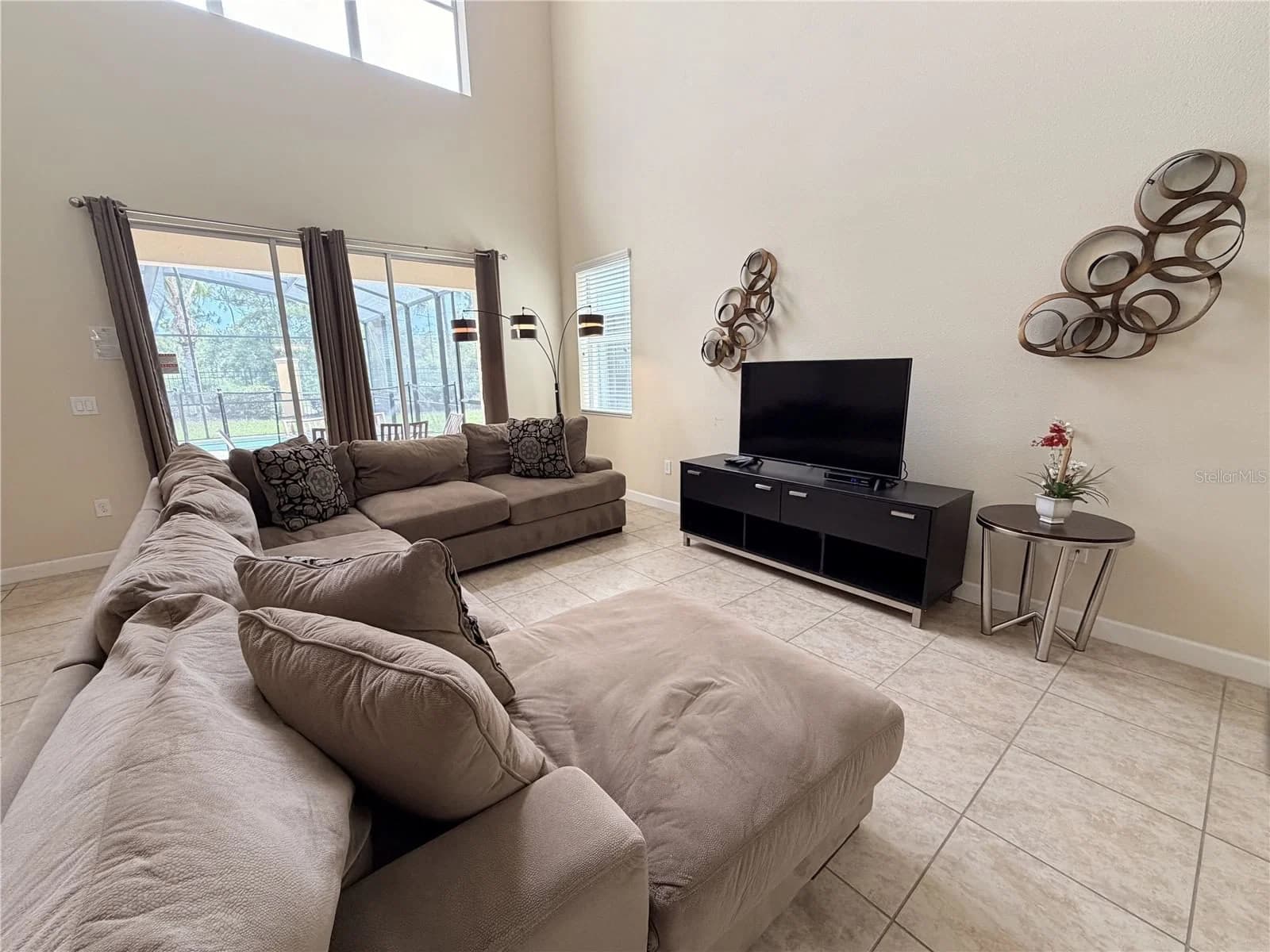 8954 SUGAR PALM 3