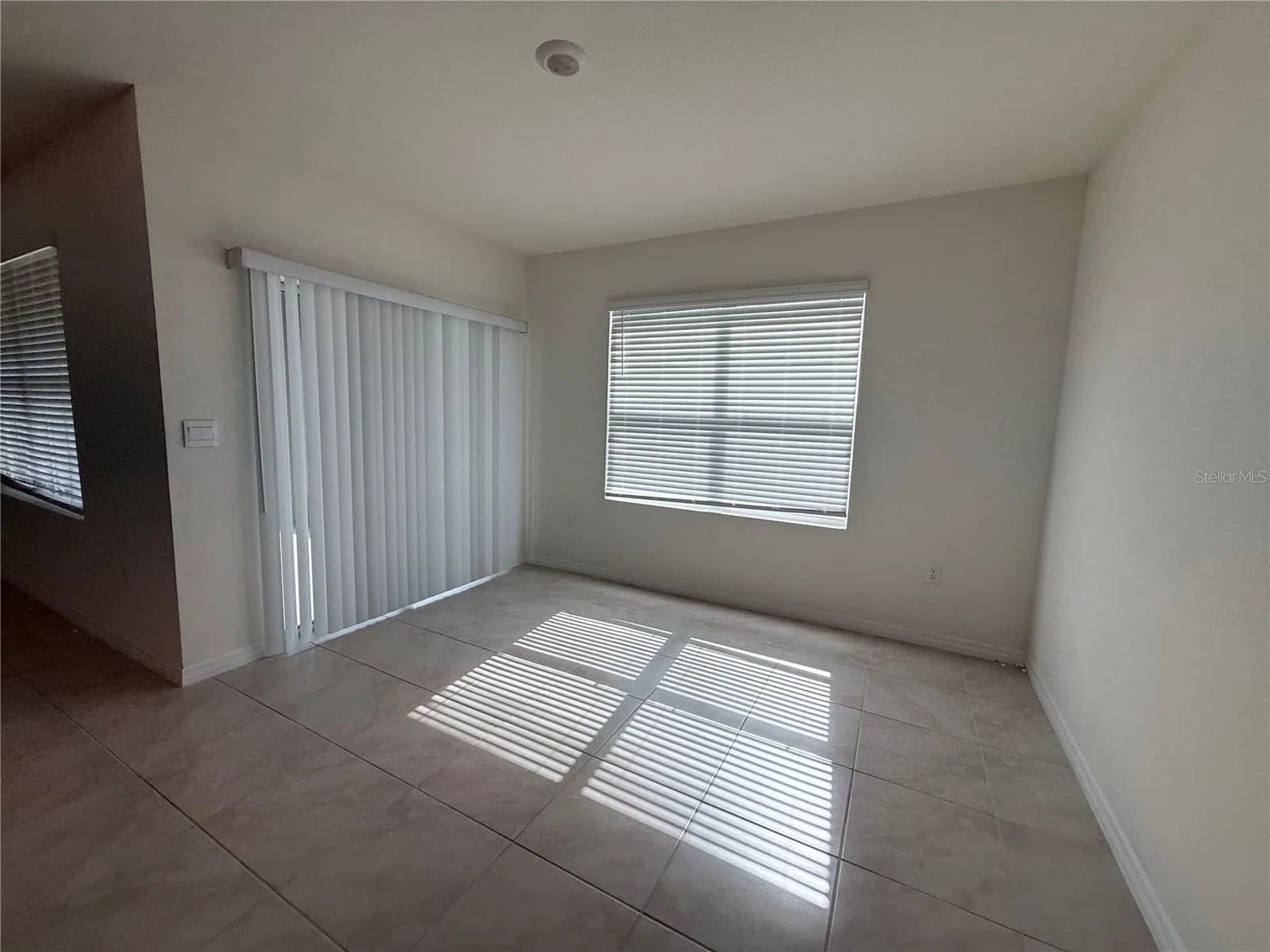 1344 SUGARWOOD 4