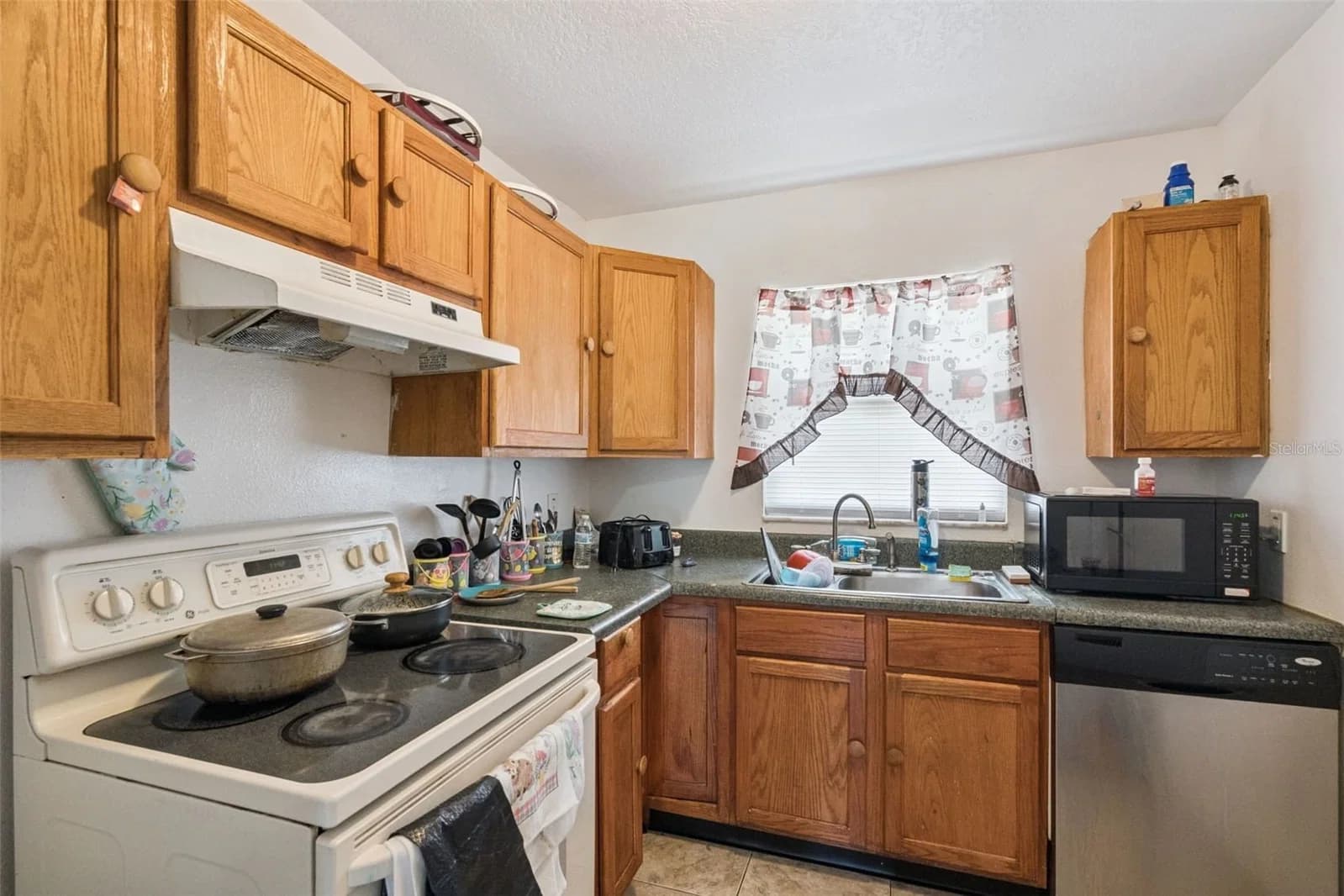 6833 LONGMEADE 5