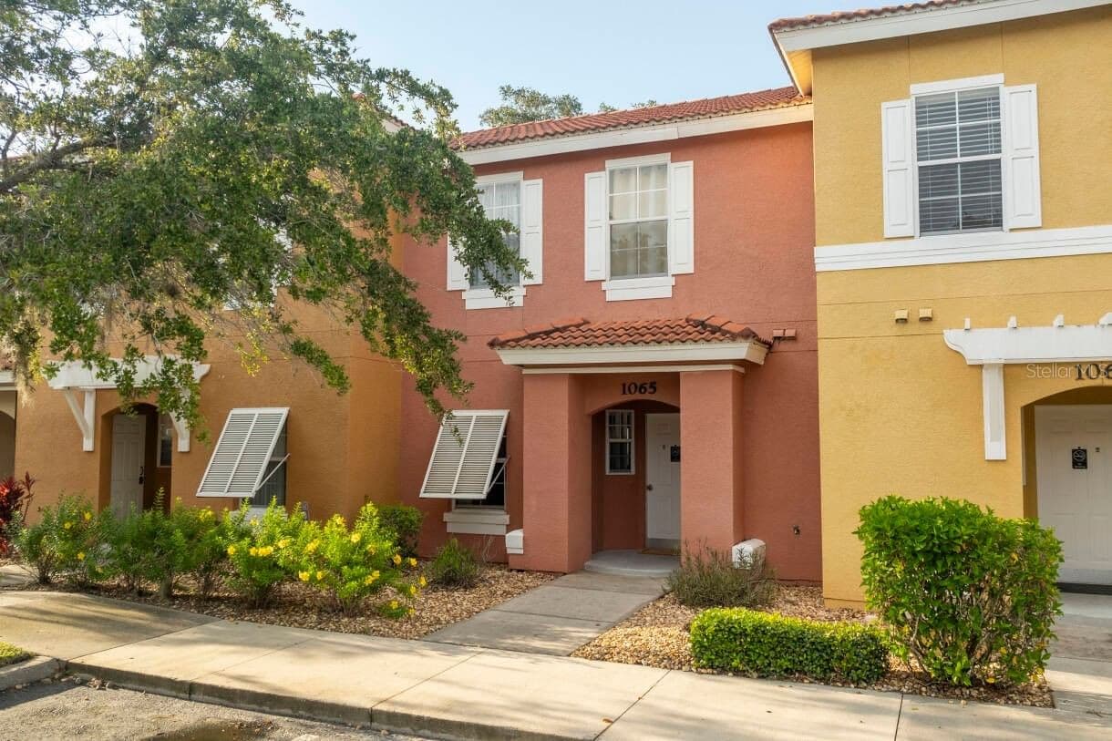 1065 PARK RIDGE 2