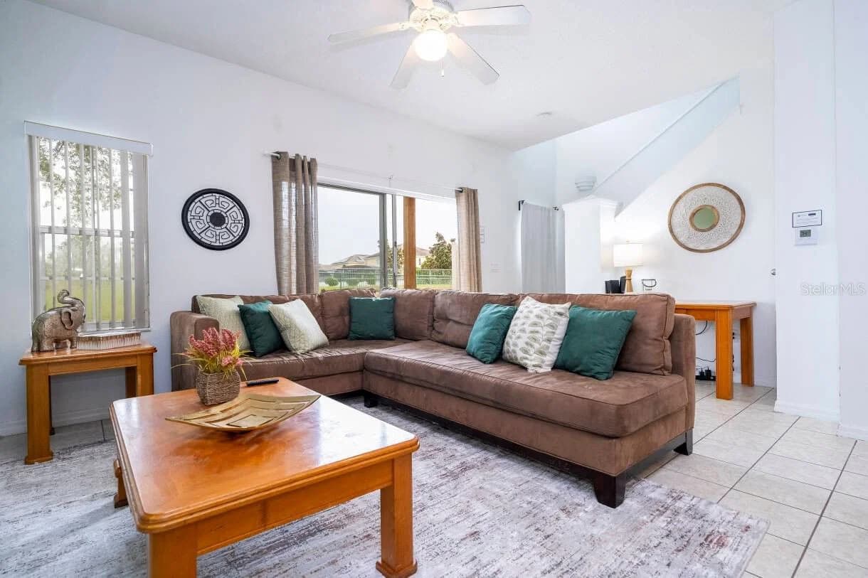 1065 PARK RIDGE 4