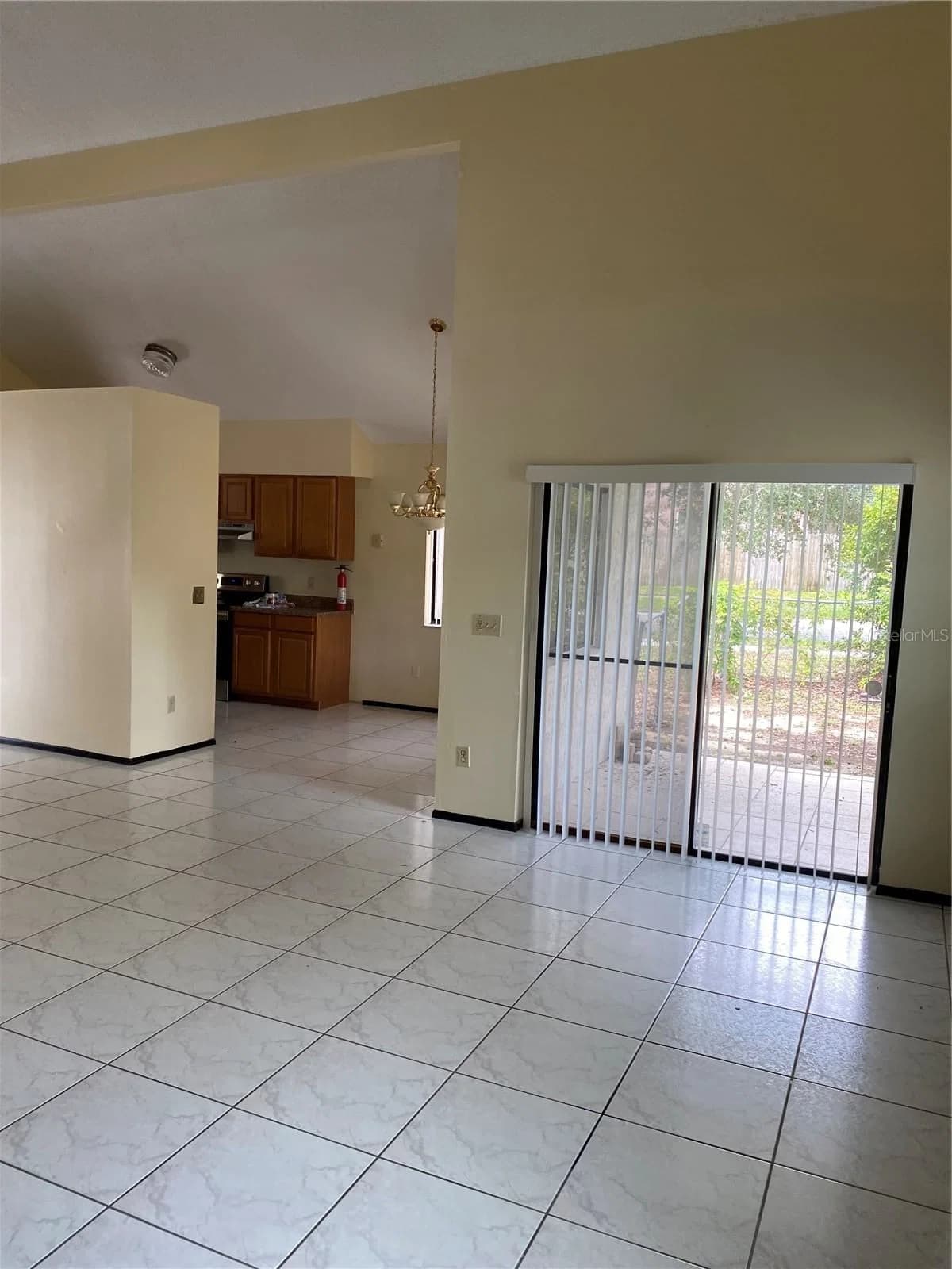 7415 RADIANT, Orlando, FL 32810 3