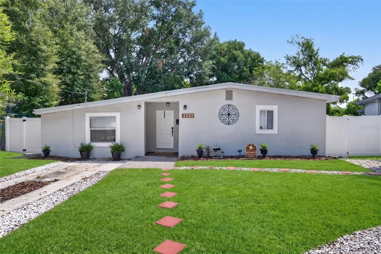 1221 ELINORE, Orlando, FL 32808