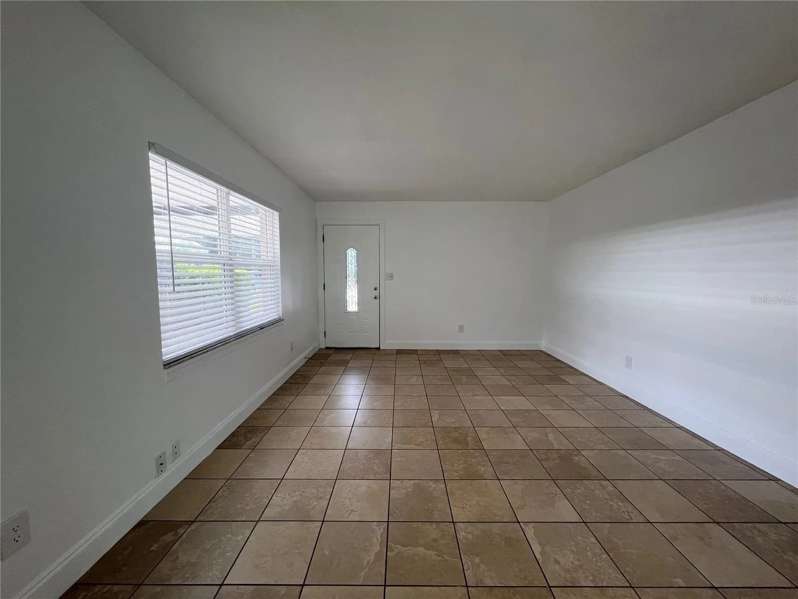 13 E WINTER PARK ST 4