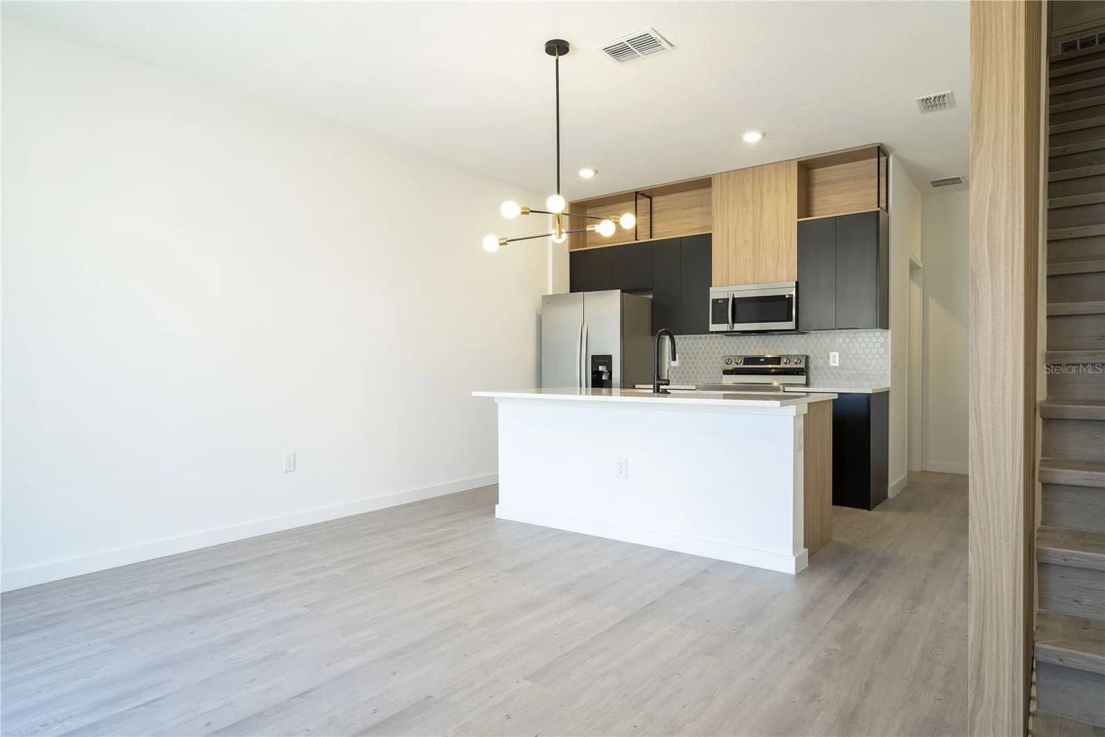 3245 TRANQUIL 4