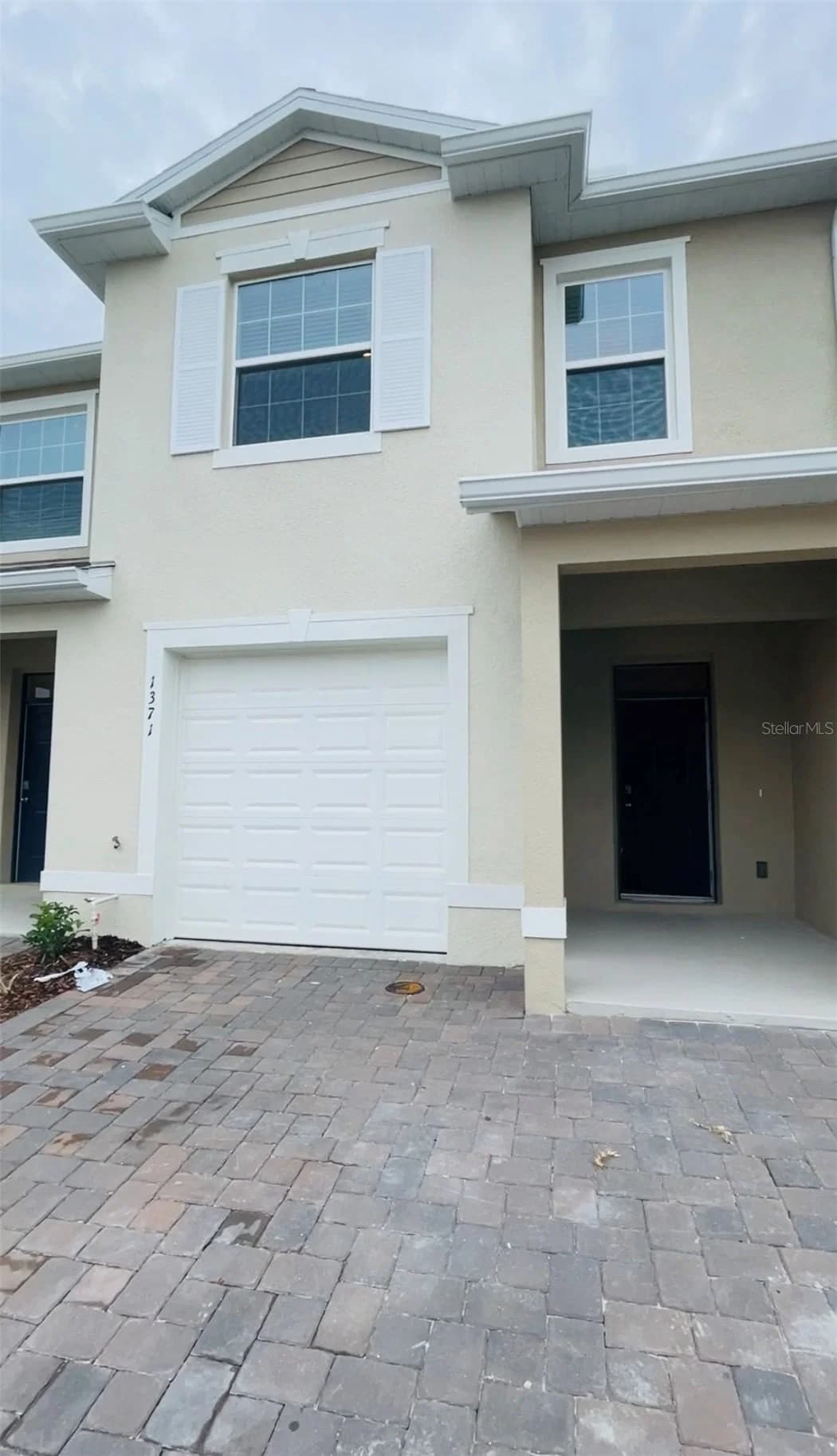 1371 ISLETA, Kissimmee, FL 34741