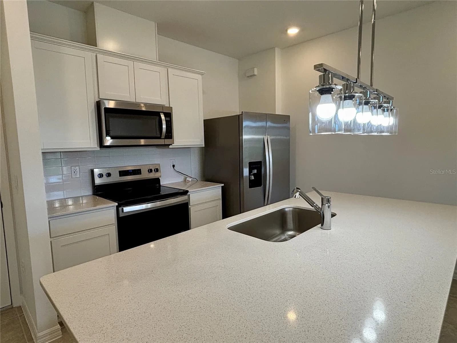 11451 HARBORVIEW 4