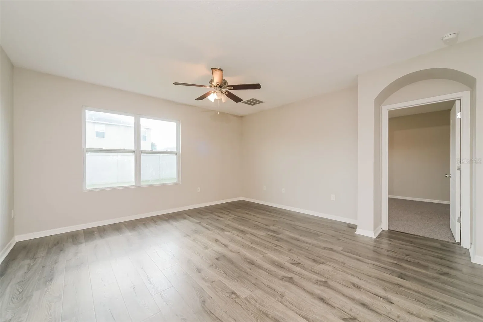 2301 SEQUOIA 3