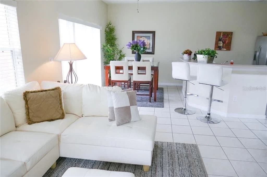 8546 BAY LILLY 3