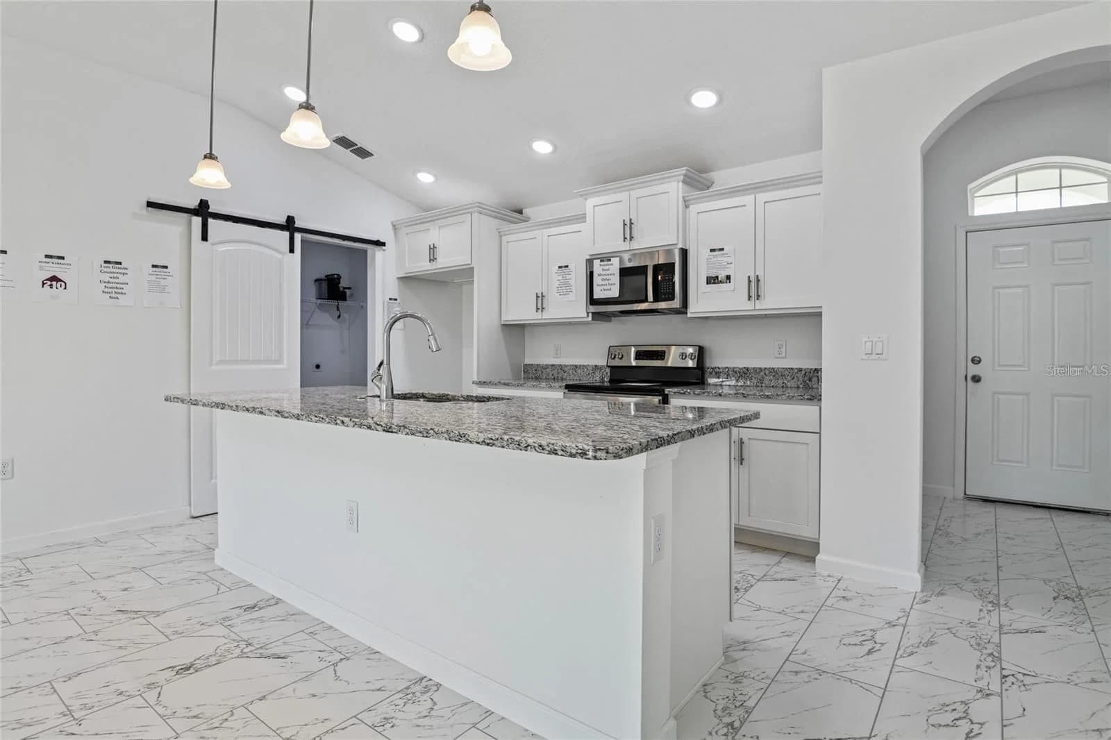562 MARICOPA 3
