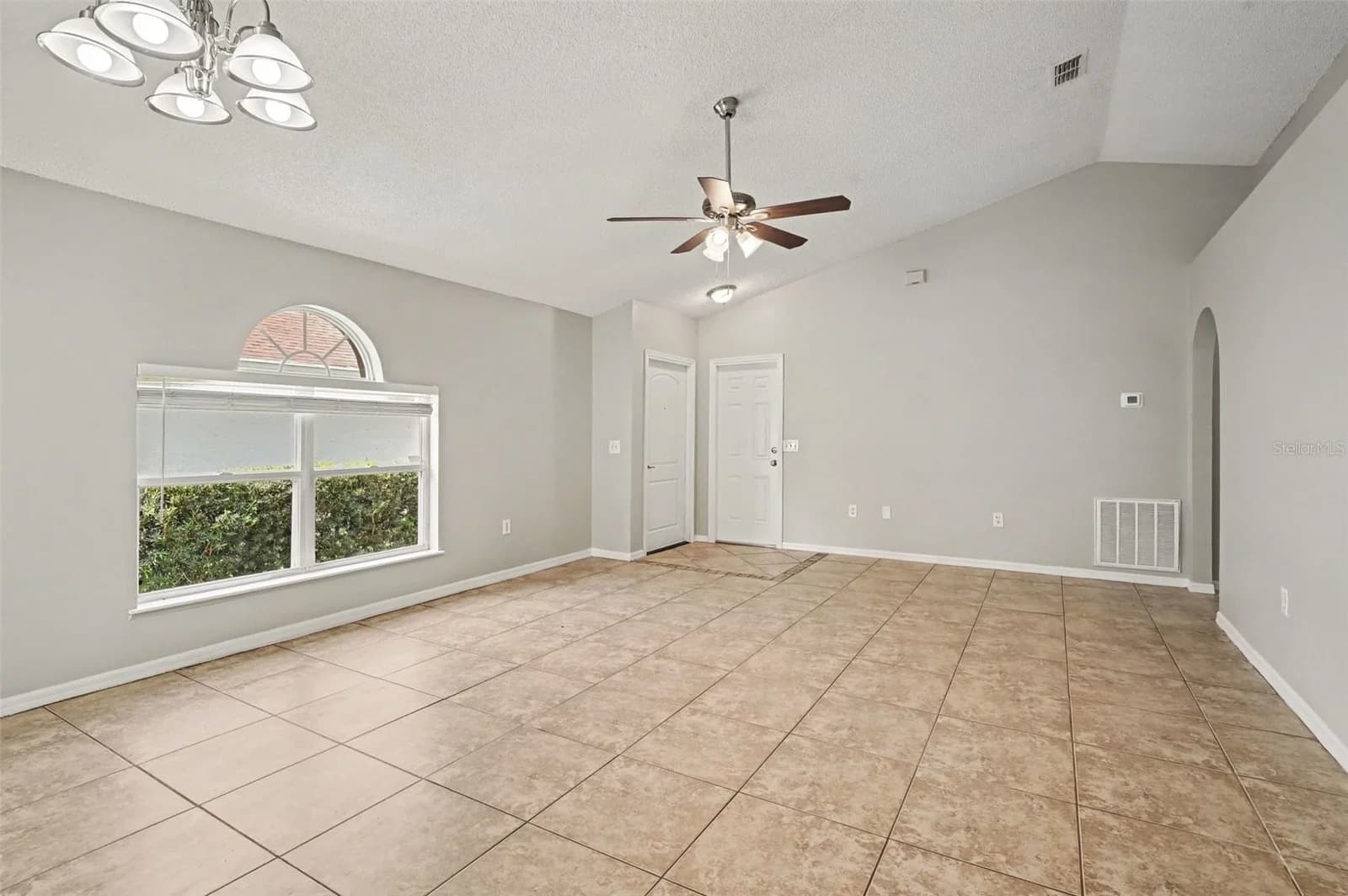 5655 NEW CAMBRIDGE 5