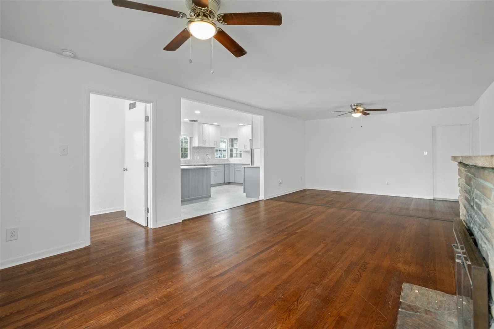 1017 THORNTON 4