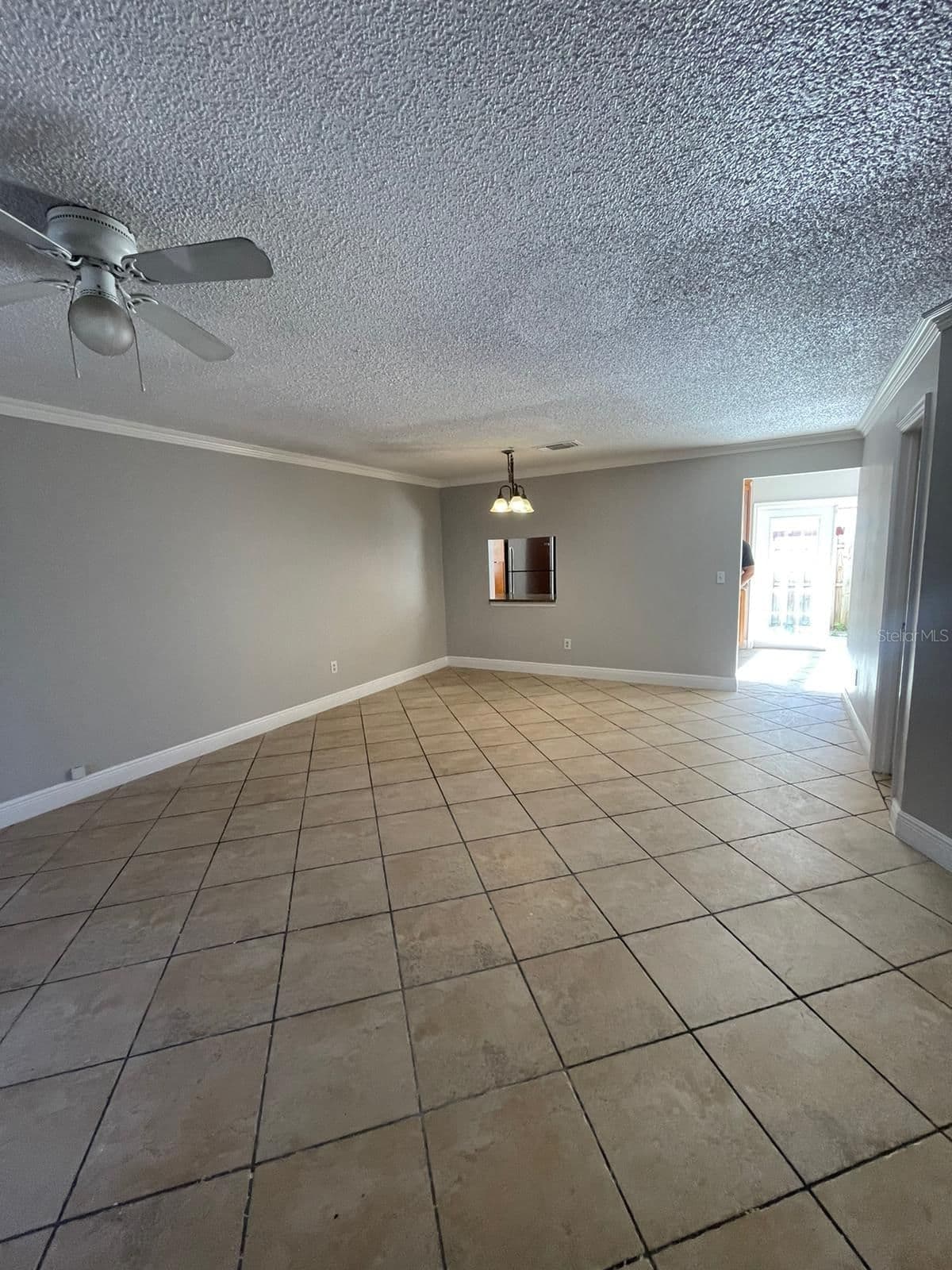 6218 YORKTOWN, Orlando, FL 32807 2