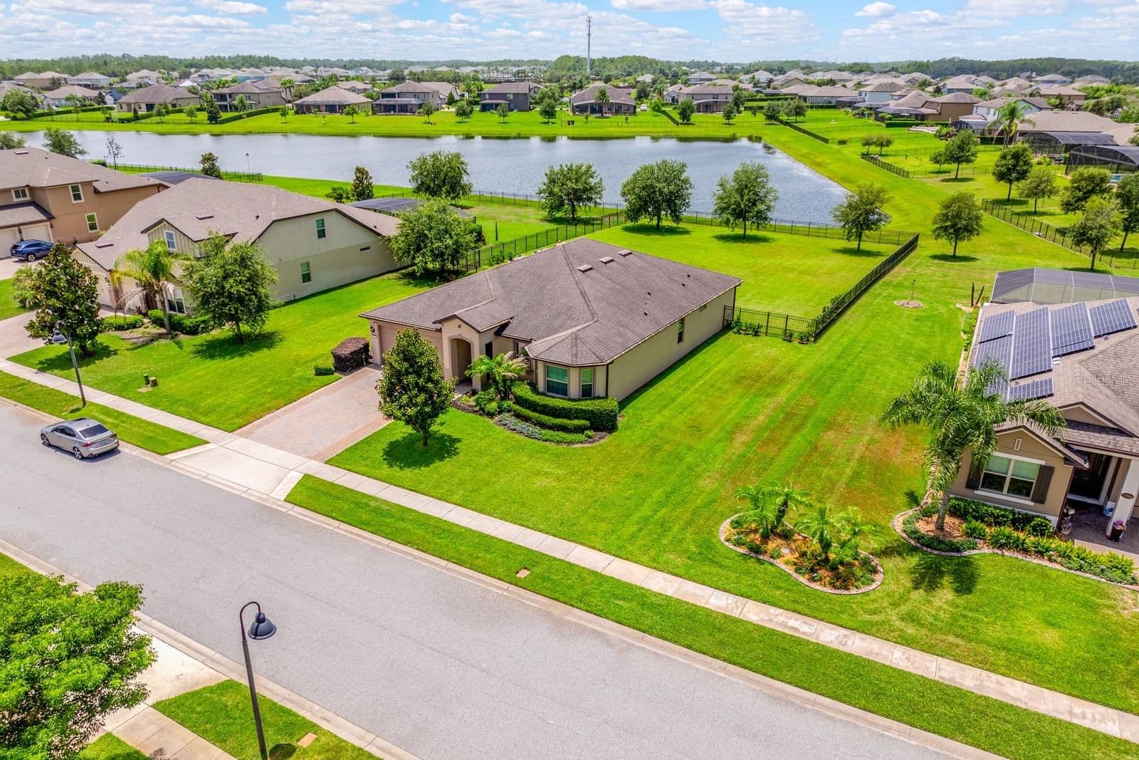 17590 SAILFIN, Orlando, FL 32820 3