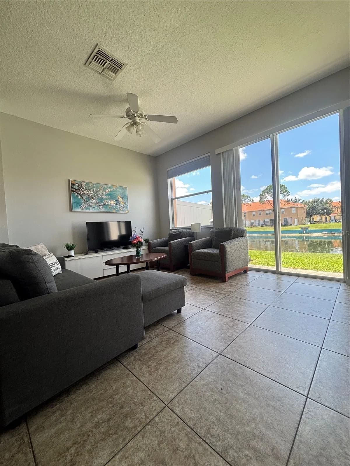 5479 PARADISE CAY 3