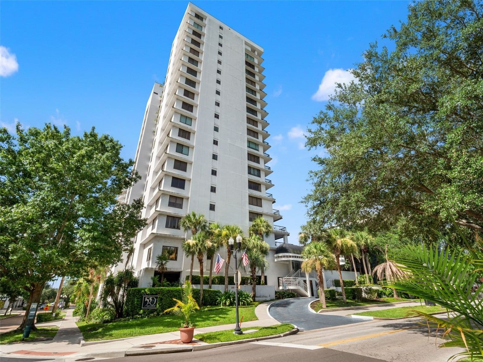 530 CENTRAL, Orlando, FL 32801