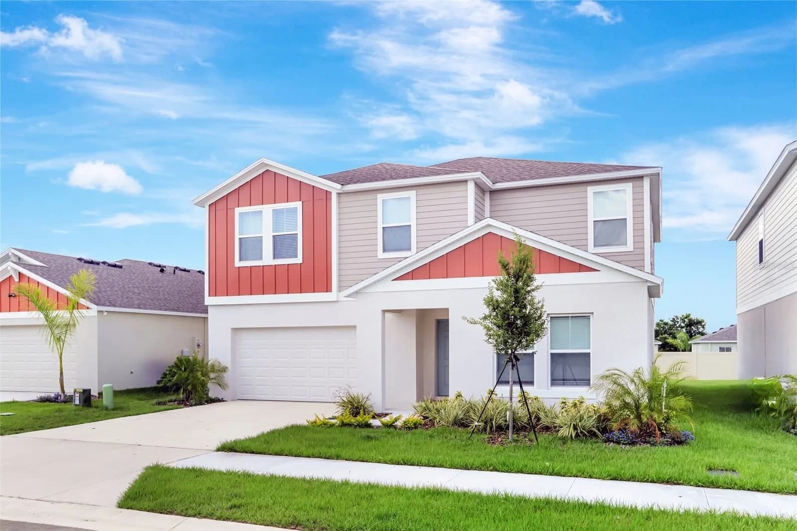 2405 OAKWOOD 4