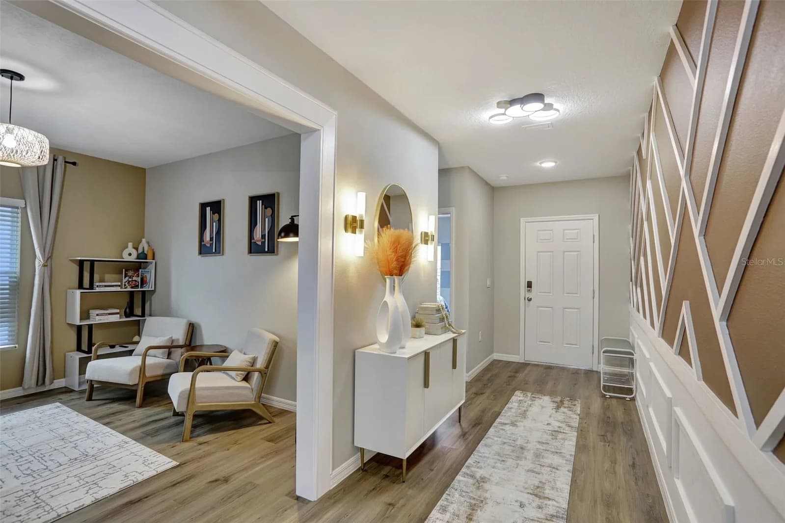 2405 OAKWOOD 5