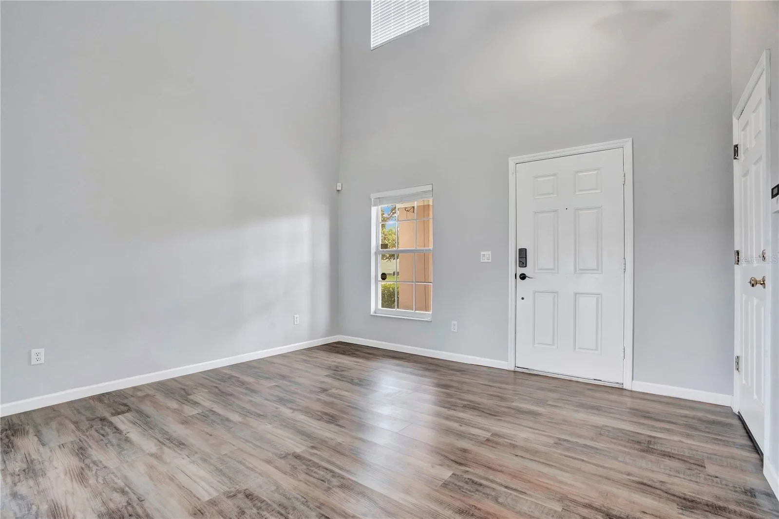 864 PARK GROVE 4