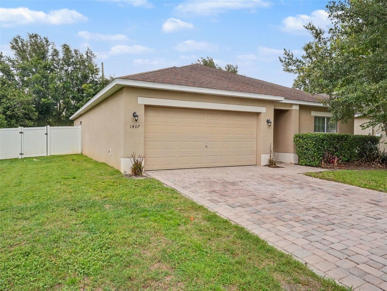 1407 MARSH MEADOW LN 2