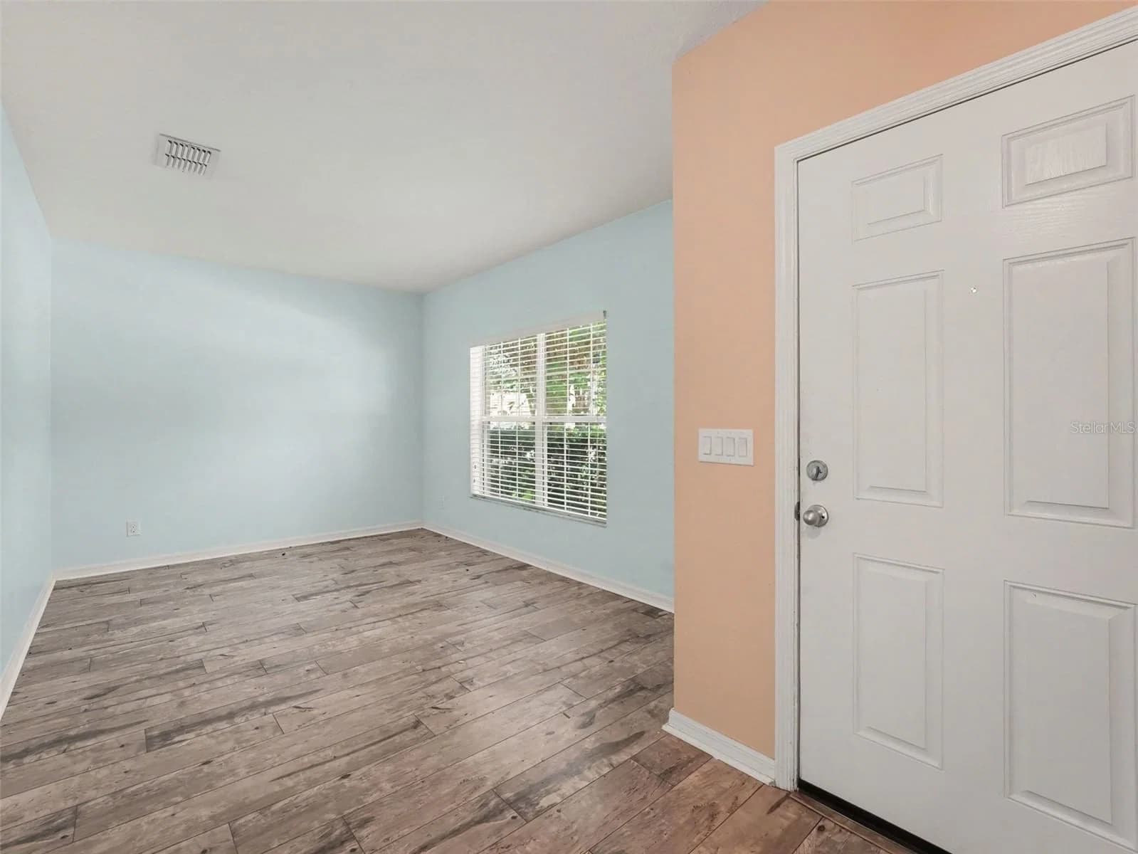 1407 MARSH MEADOW LN 4
