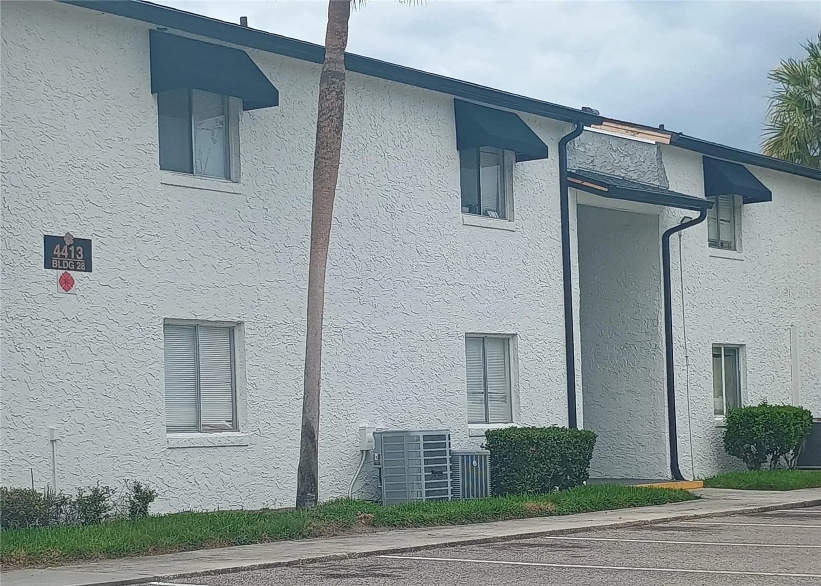 4413 SEMORAN, Orlando, FL 32822