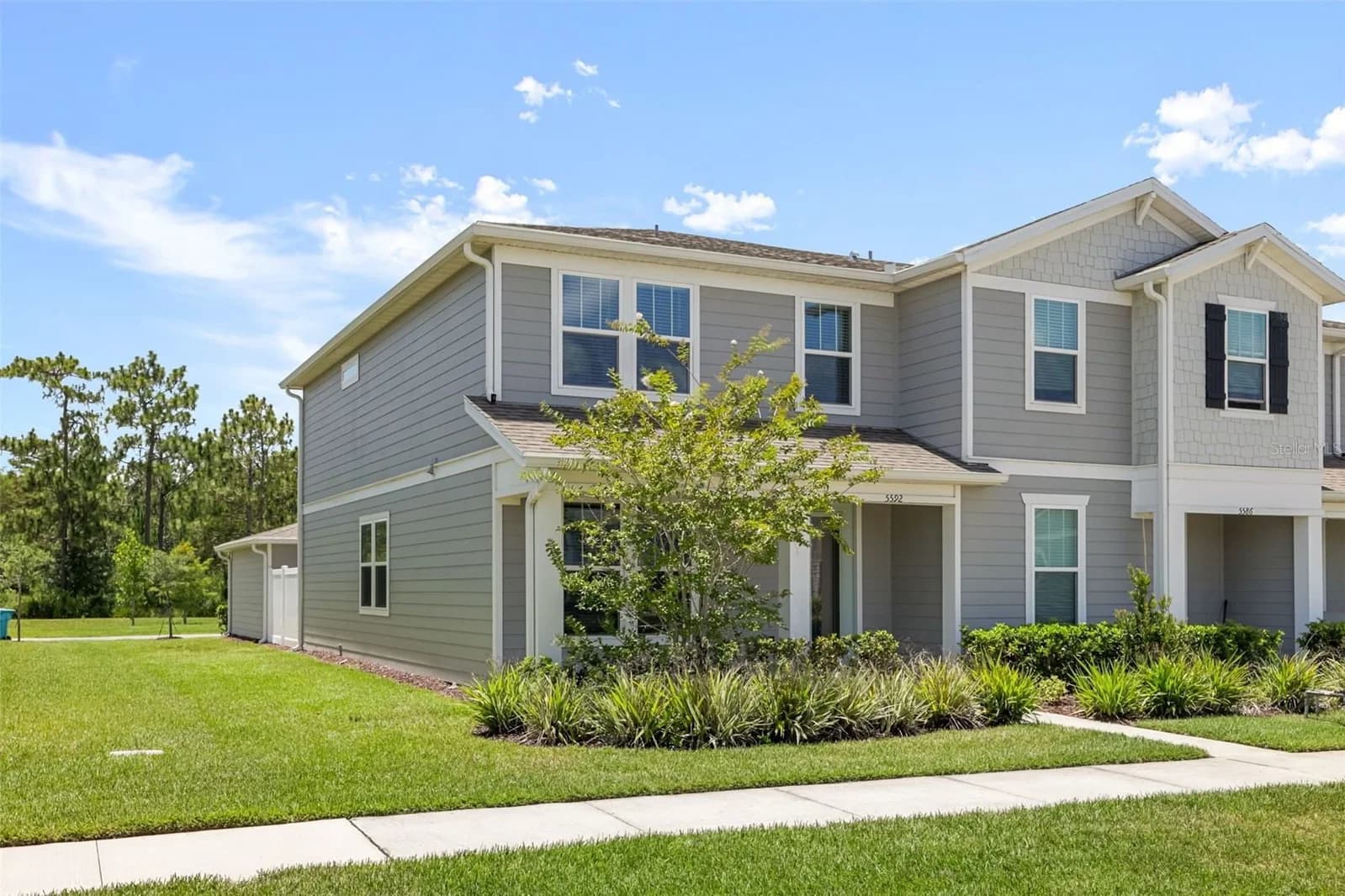 5592 PINELAND, Orlando, FL 32829 2