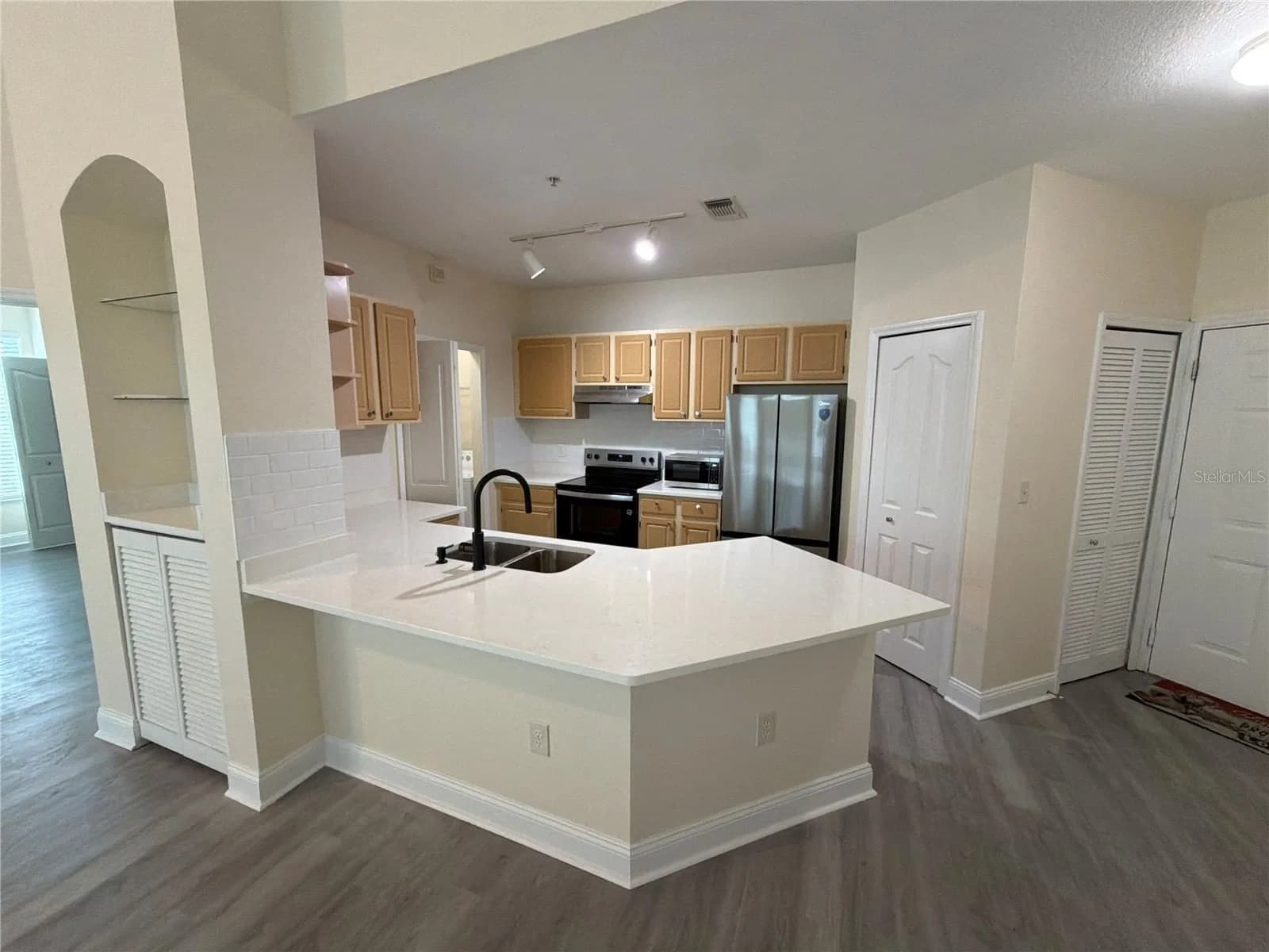 8815 DUNES 5