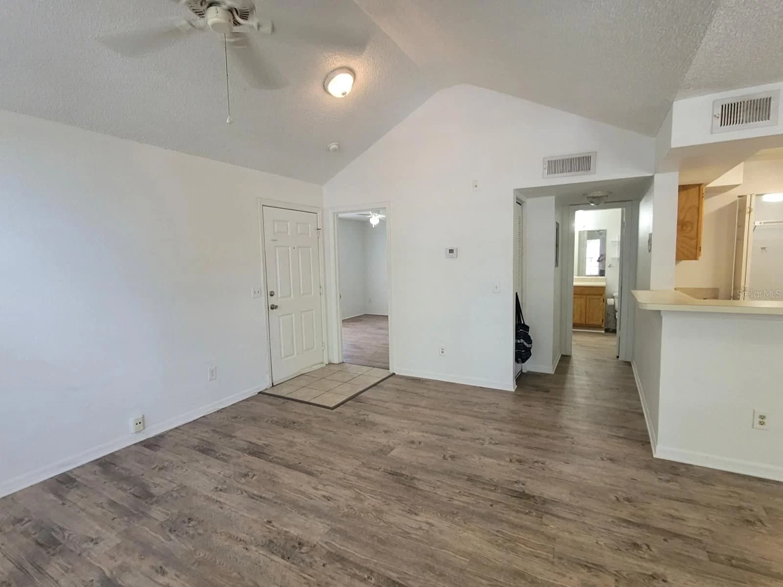 1021 HIAWASSEE, Orlando, FL 32835 3