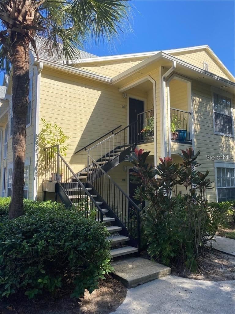 1079 HIAWASSEE, Orlando, FL 32835