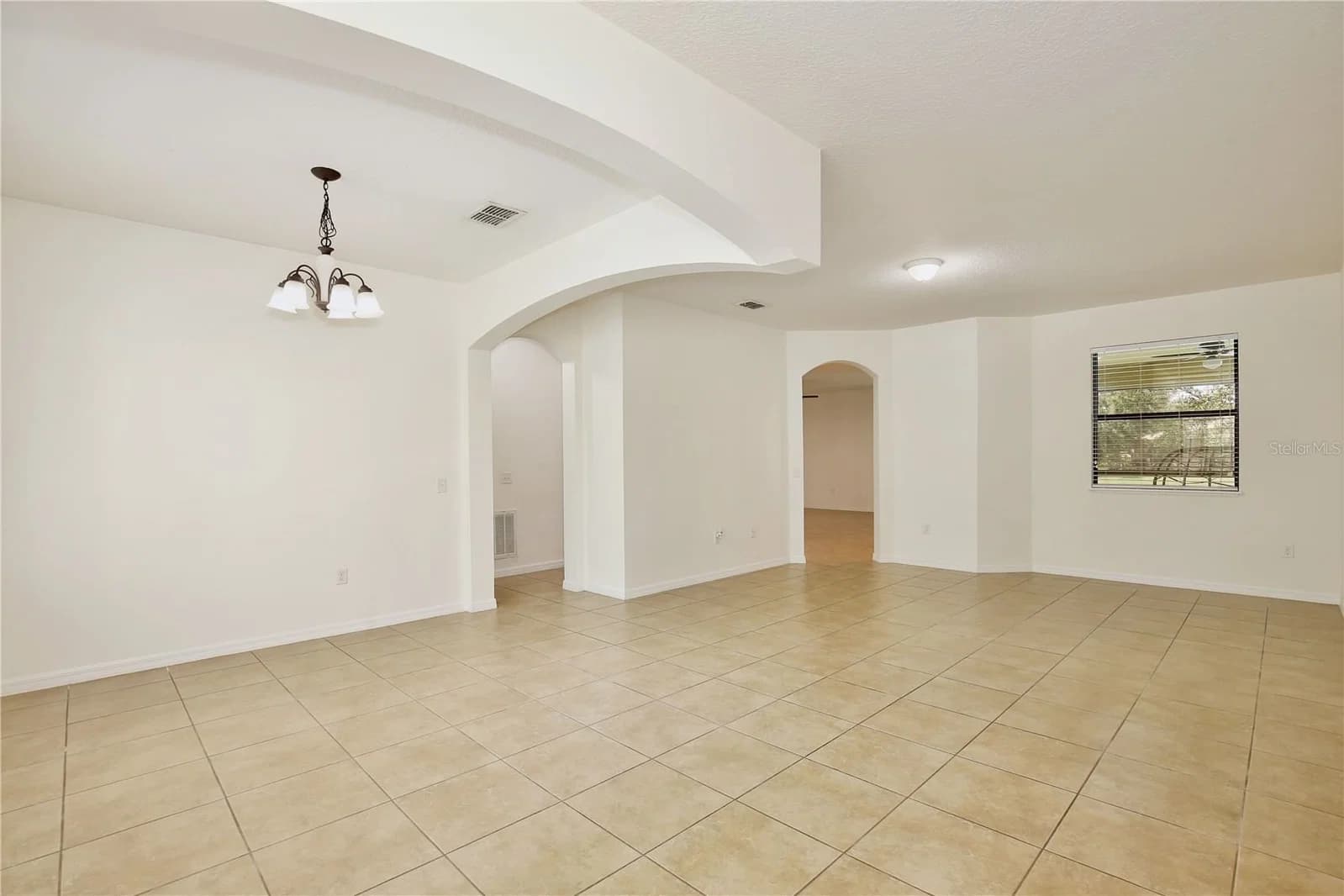 3908 COASTAL BREEZE 3