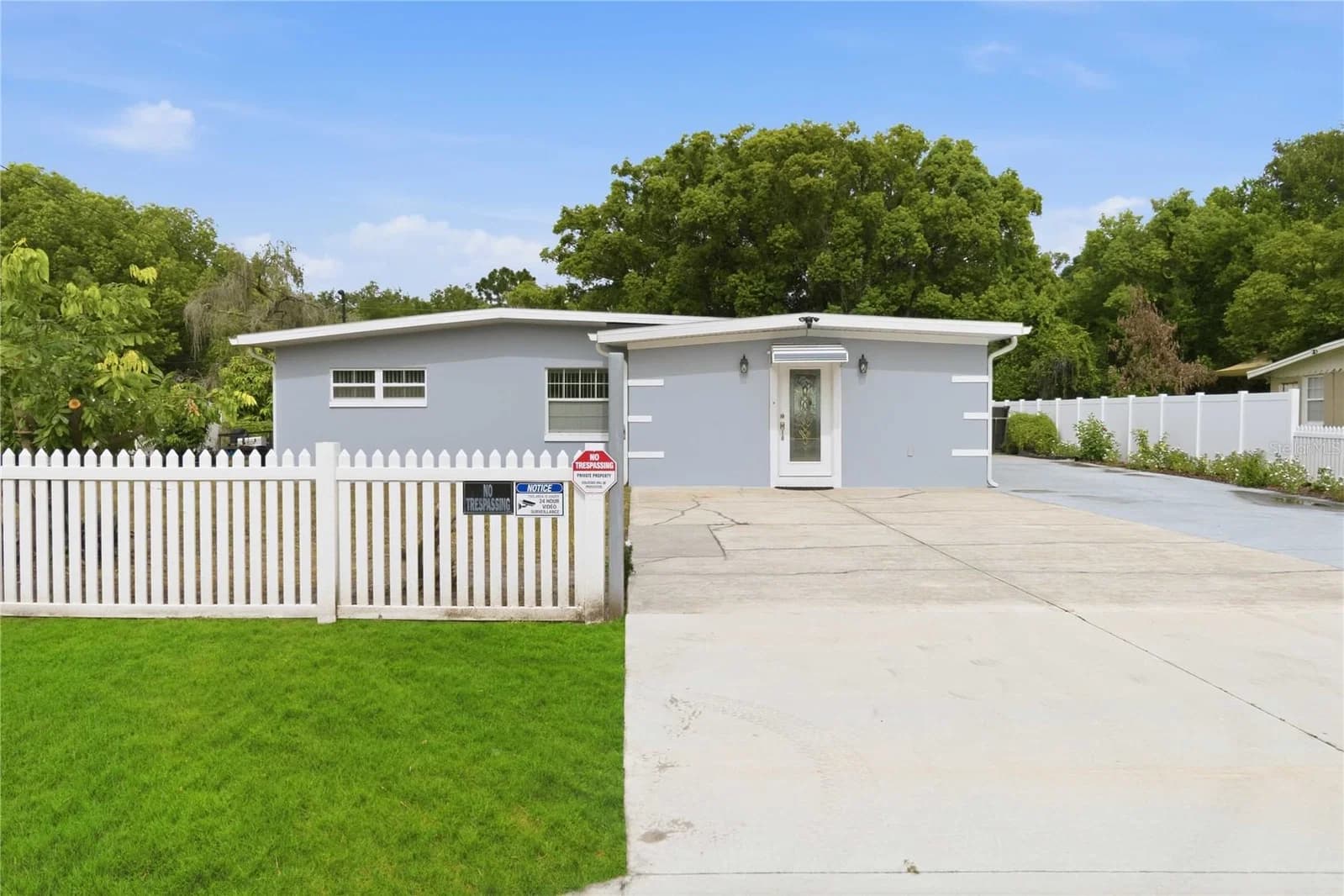 8304 DOT, Orlando, FL 32809