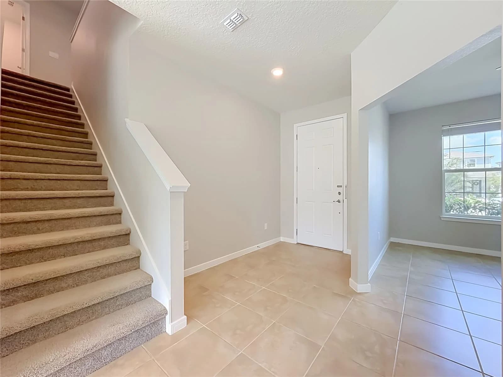 5729 WOODEN PINE 5
