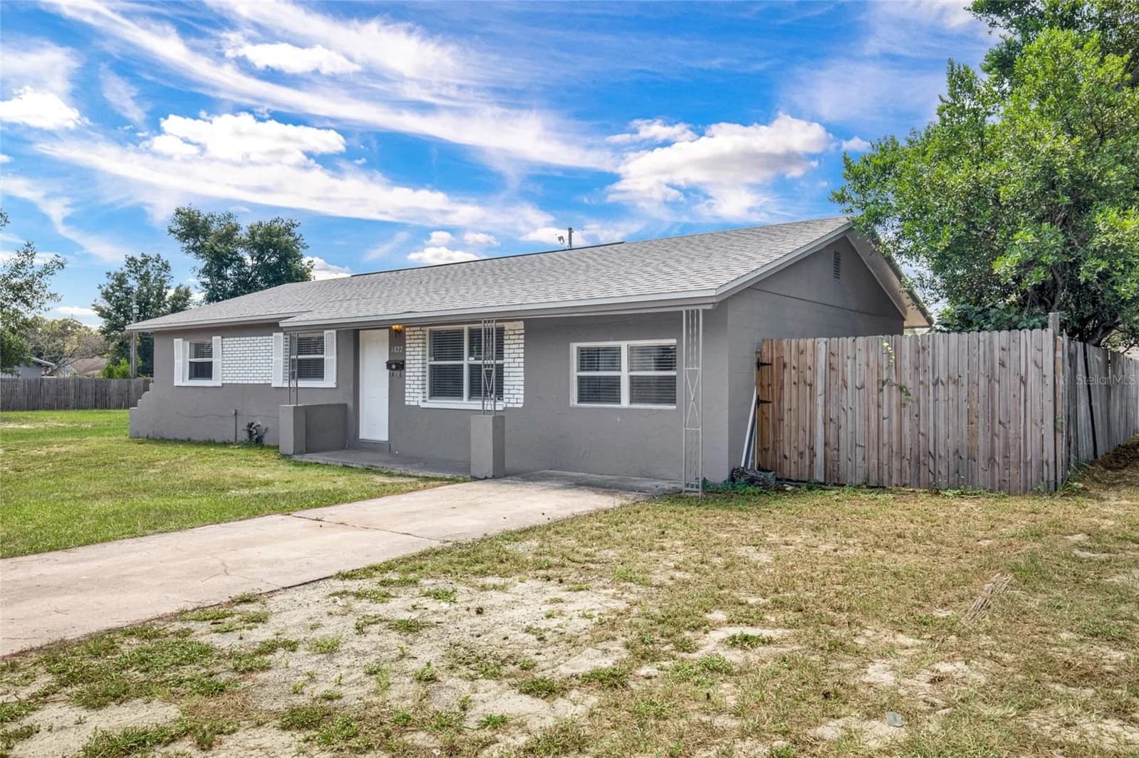 4822 OKEEFE, Orlando, FL 32808 3