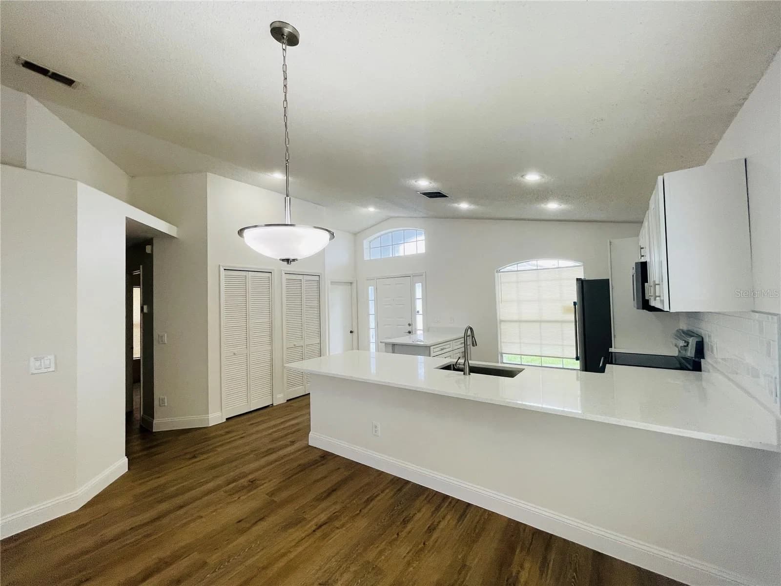 13403 GREENPOINTE DR 4