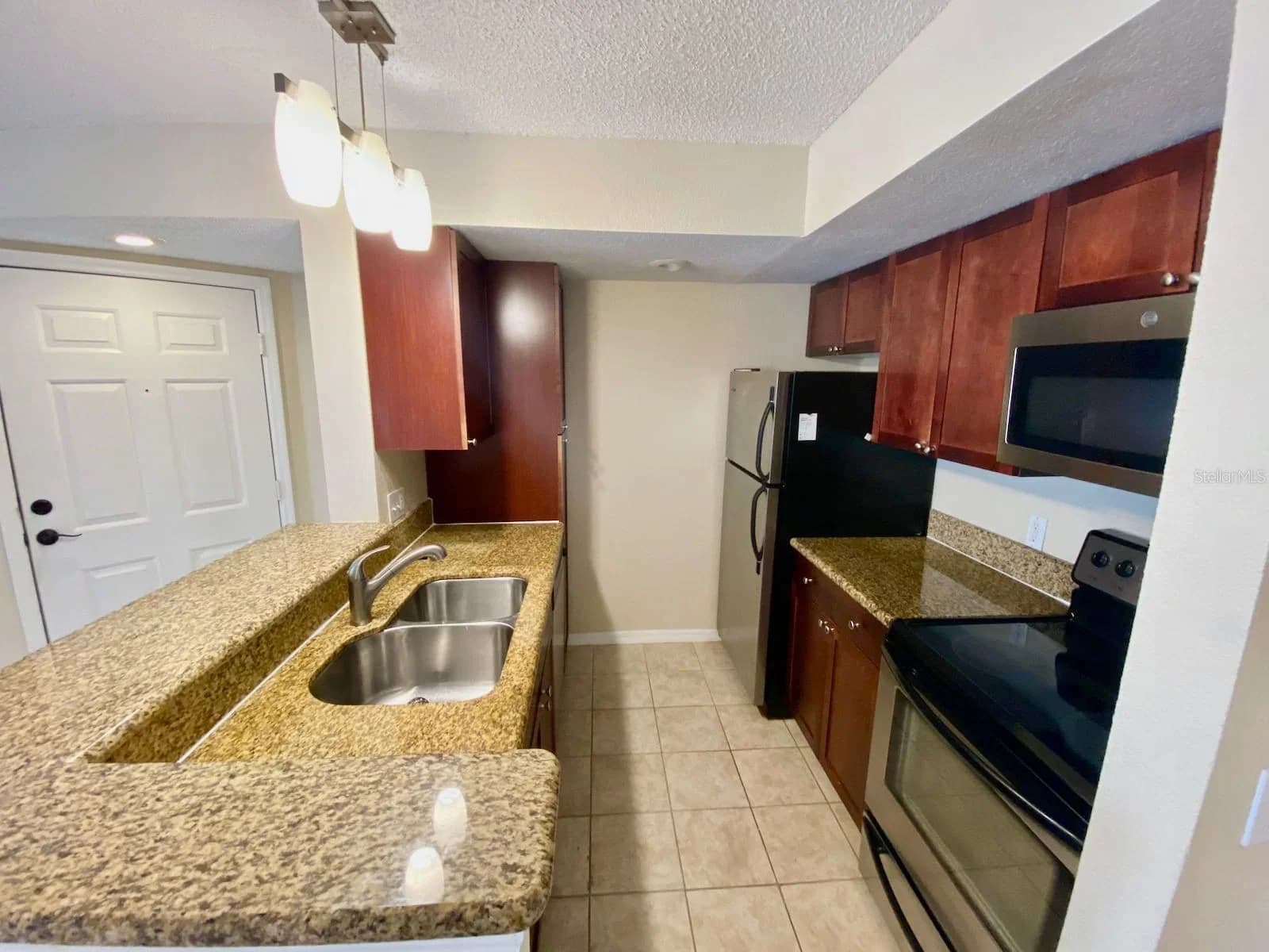5148 CONROY 4