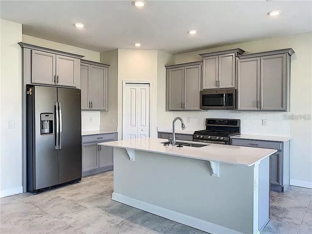 1307 OAK CREST, Davenport, FL 33837