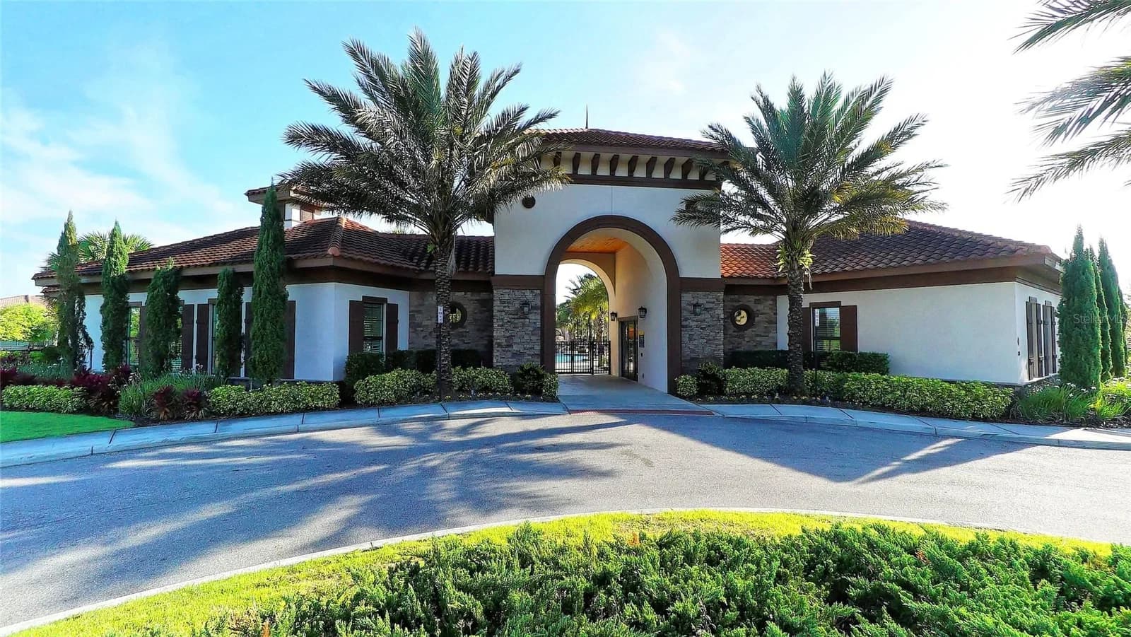 1307 OAK CREST 4
