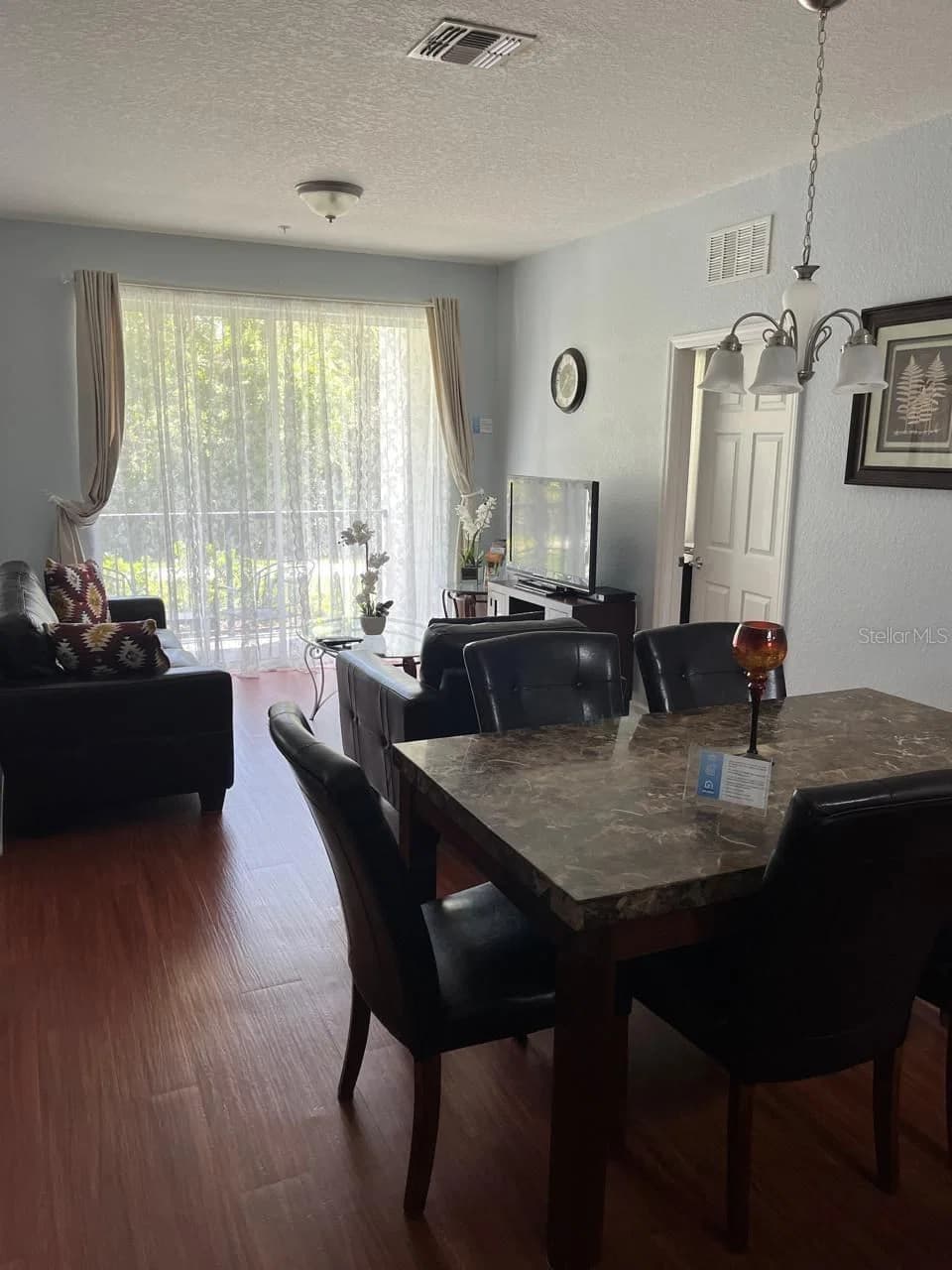 4024 BREAKVIEW 5