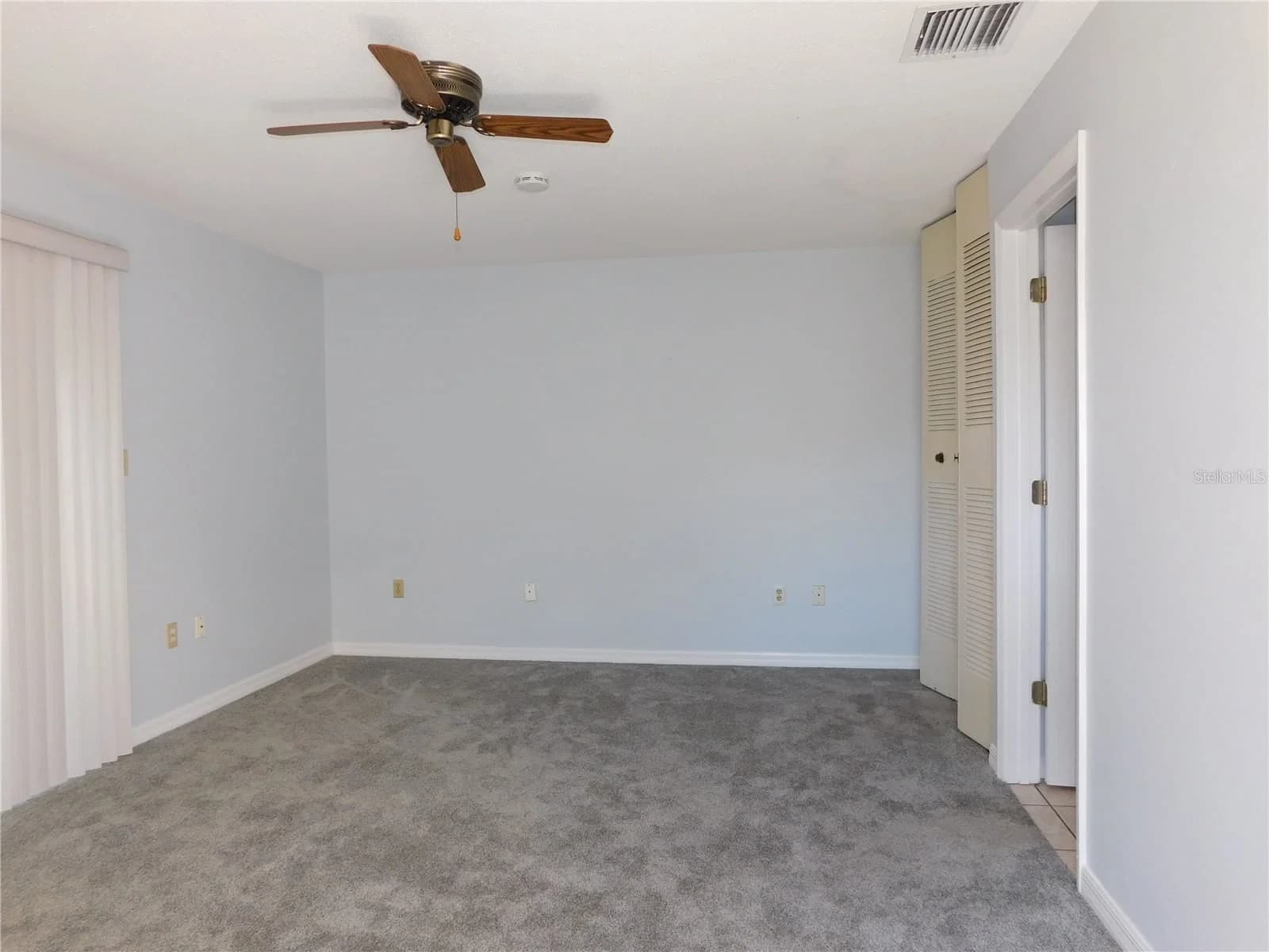 1118 SPRING MEADOW 5