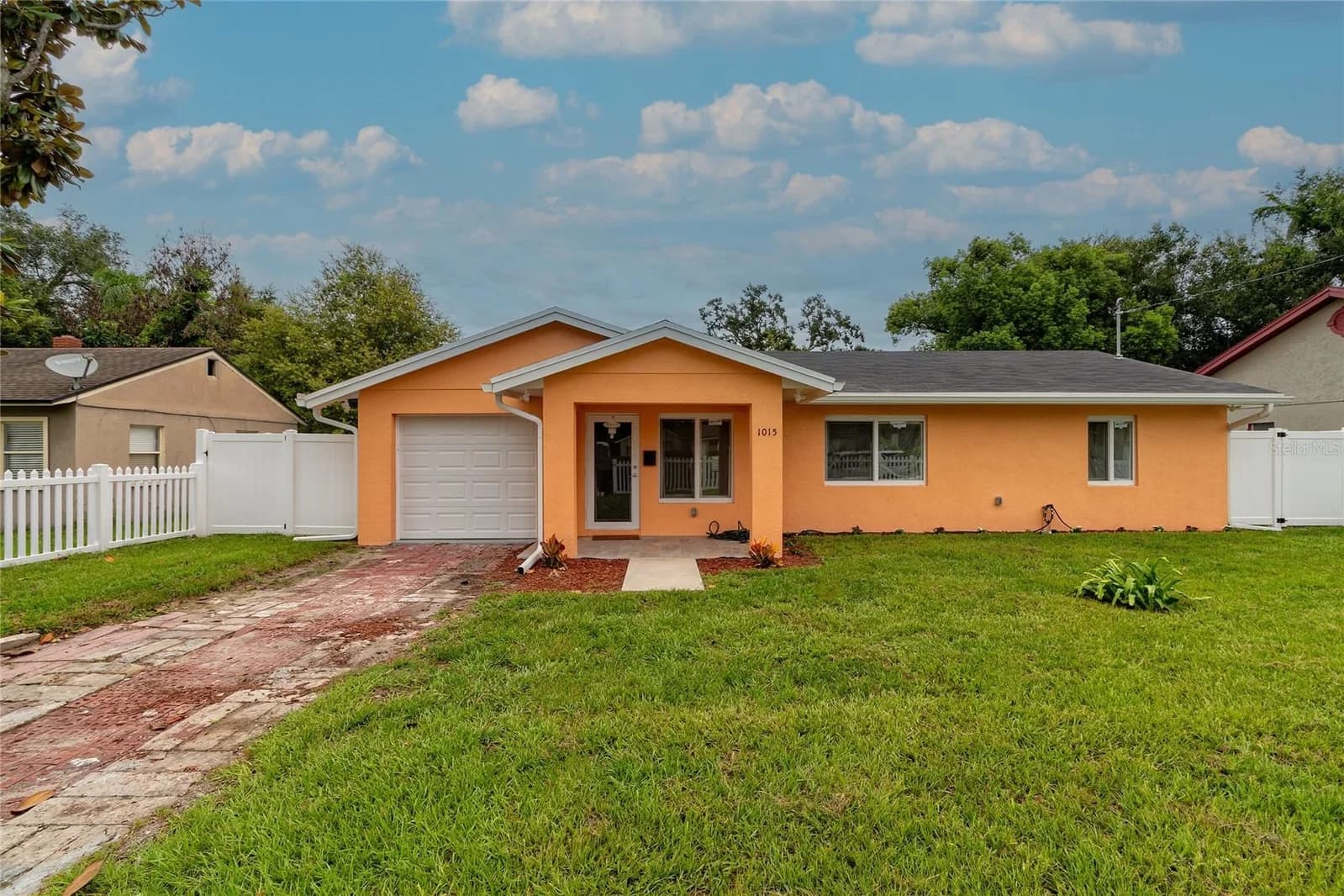 1015 MACK, Orlando, FL 32805