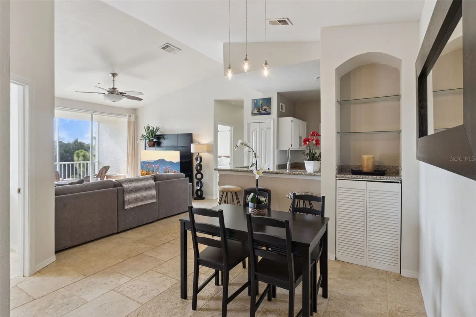 8811 DUNES 5