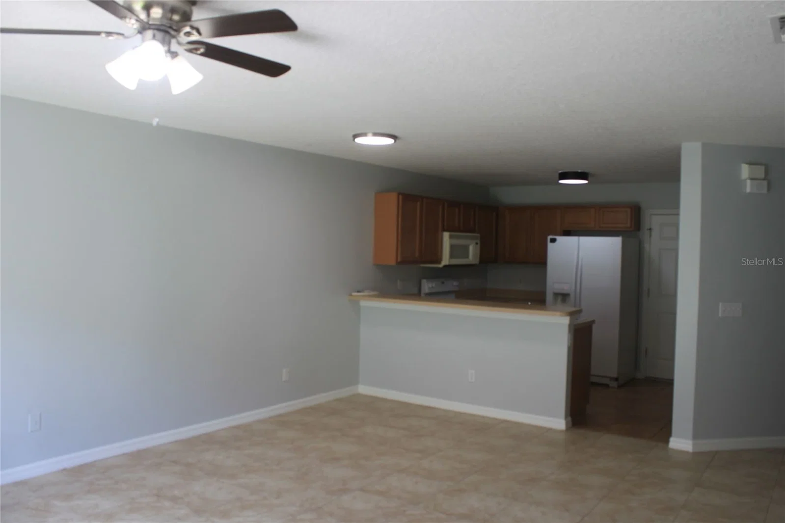 669 CRESTING OAK, Orlando, FL 32824 3