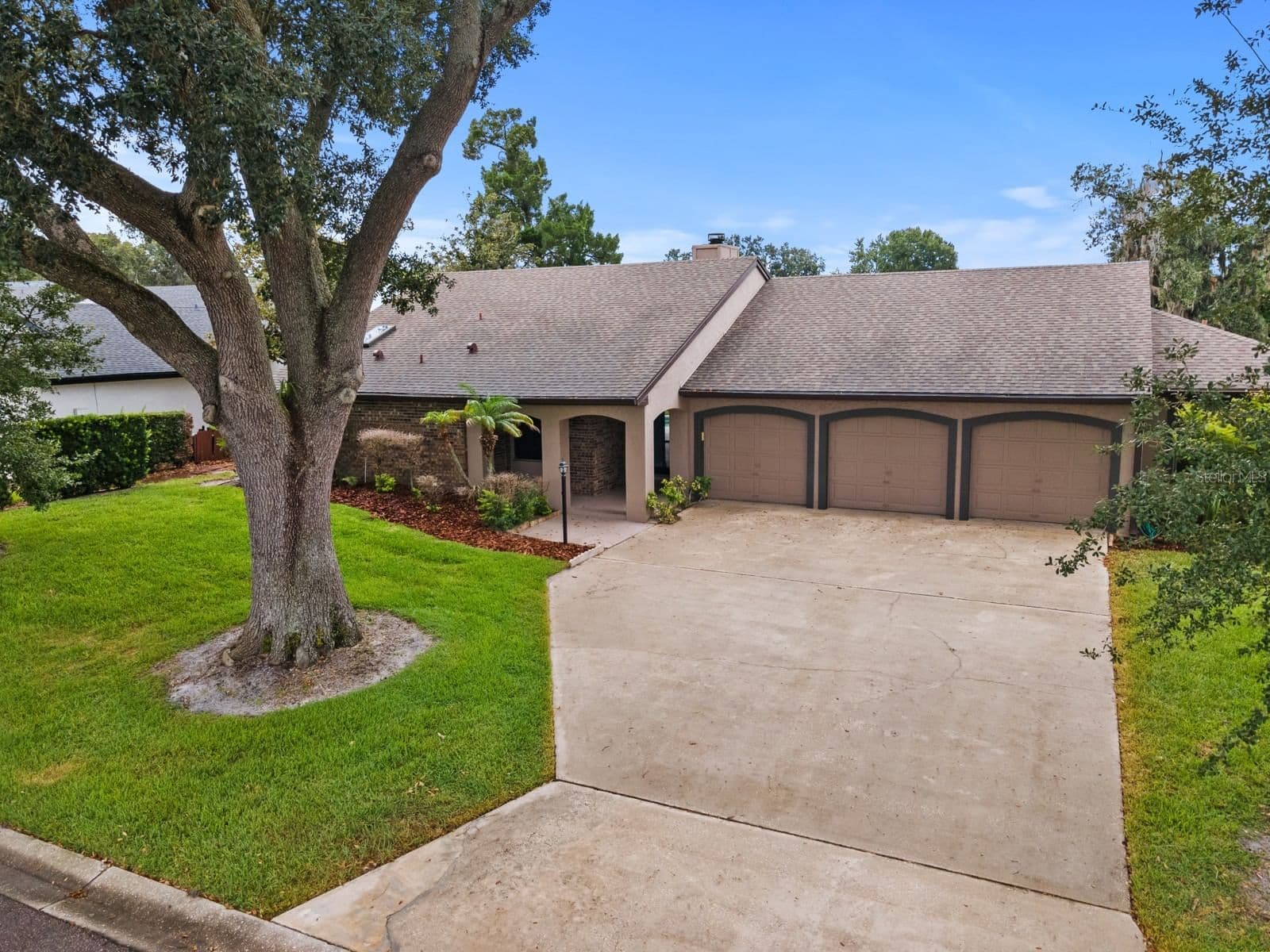 7437 PINEMOUNT, Orlando, FL 32819