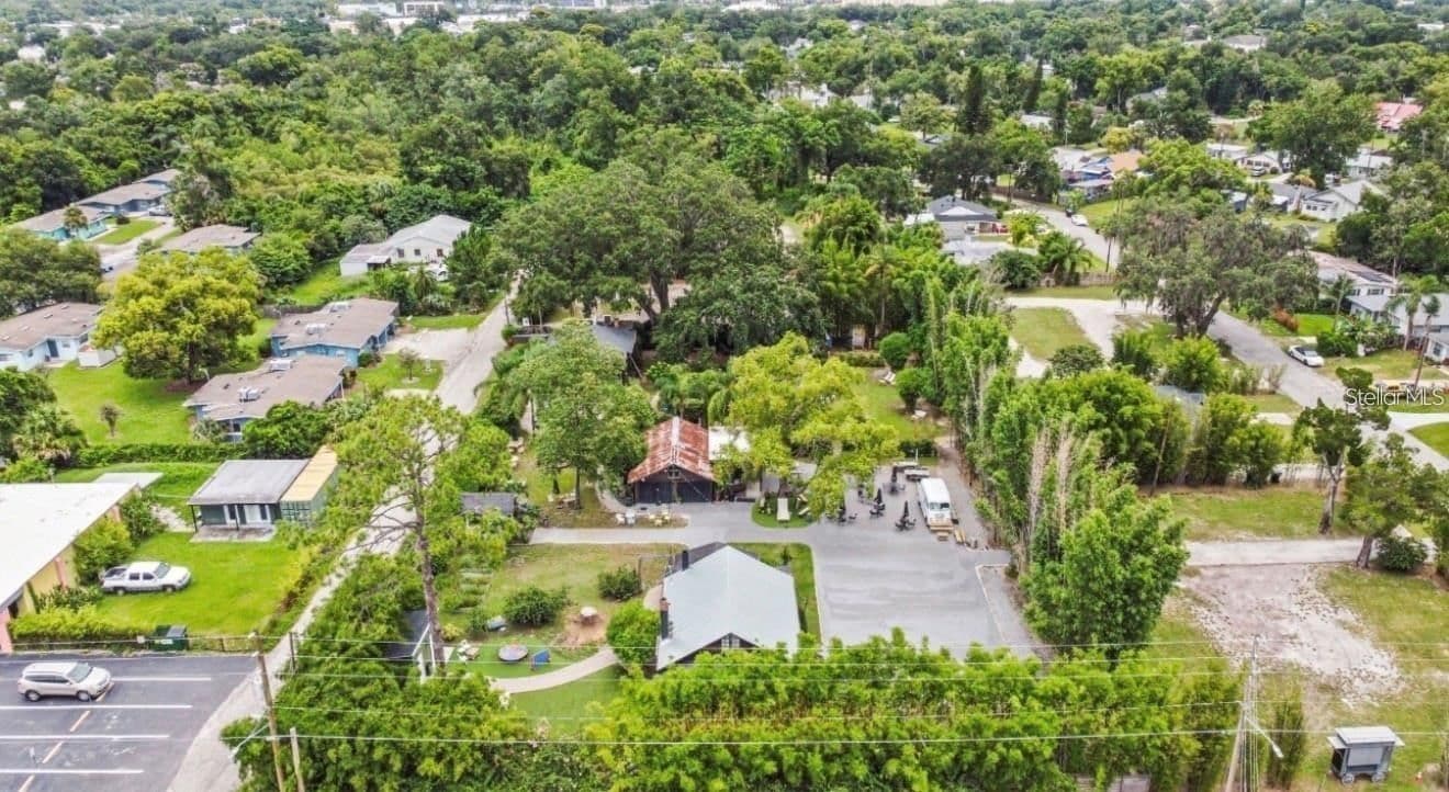 4421 EDGEWATER 4