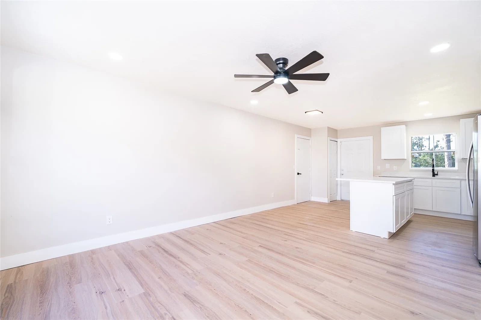 1033 EMBRUN 3